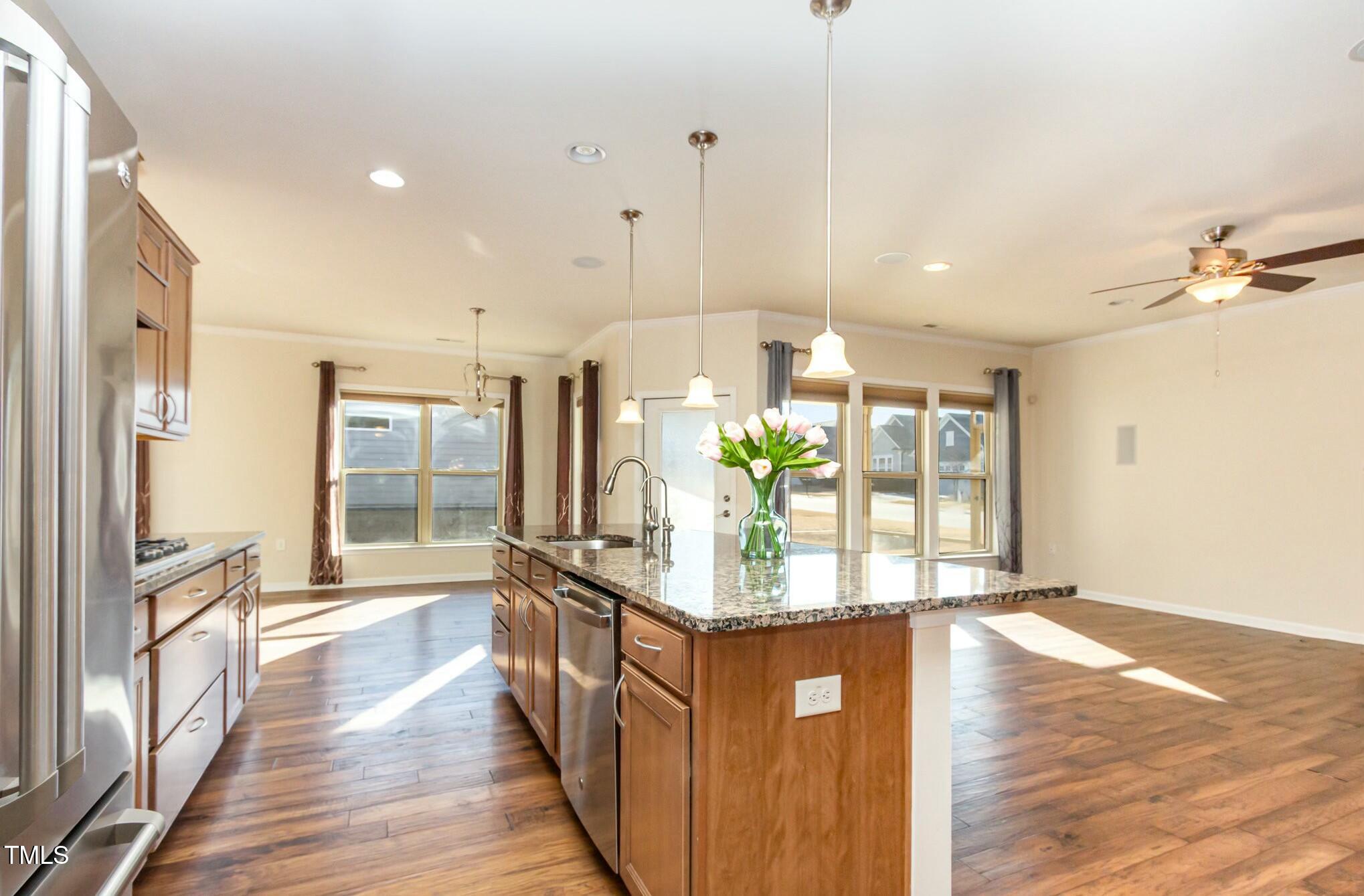 1100 Gaston Manor Drive