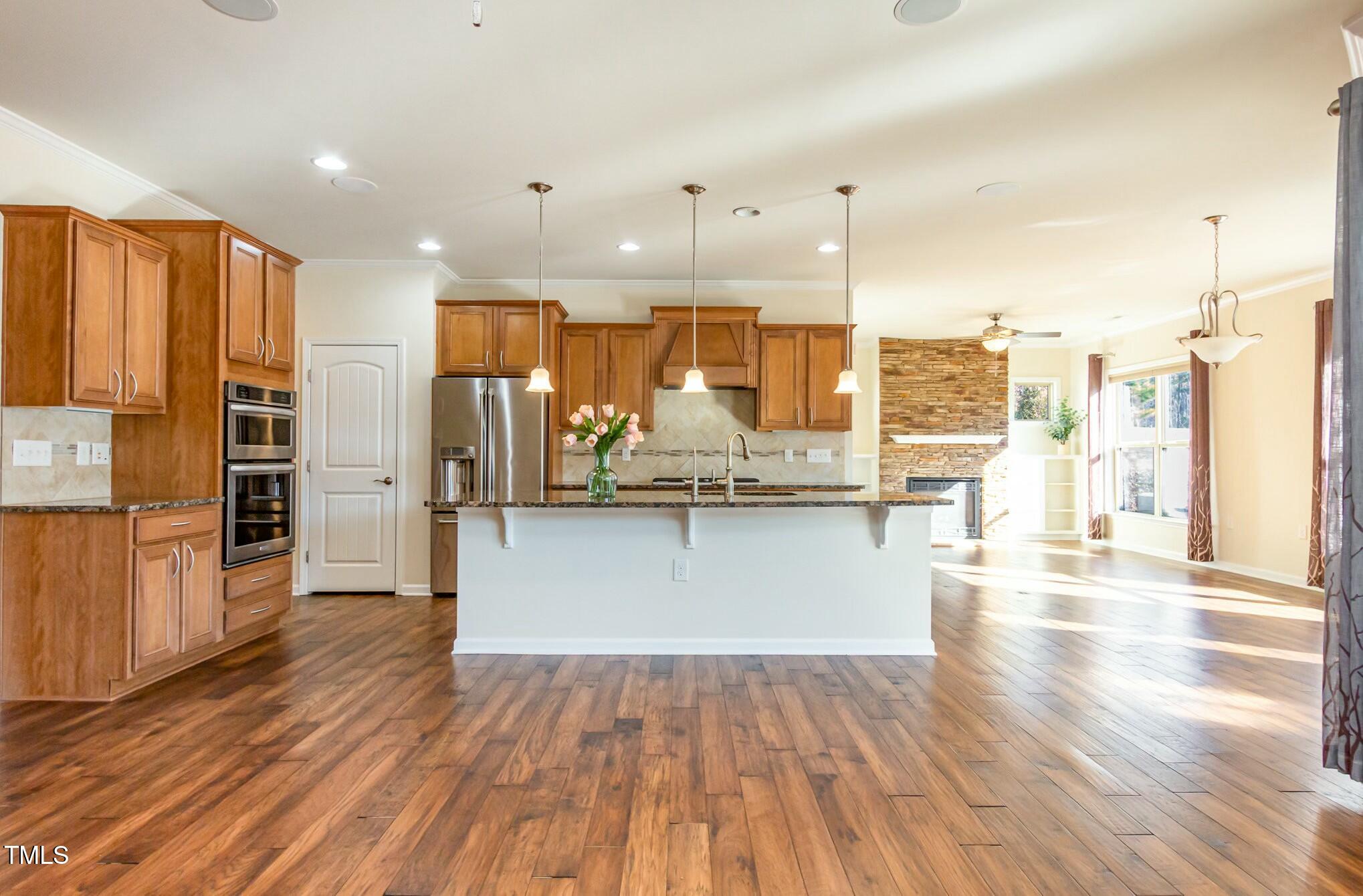 1100 Gaston Manor Drive
