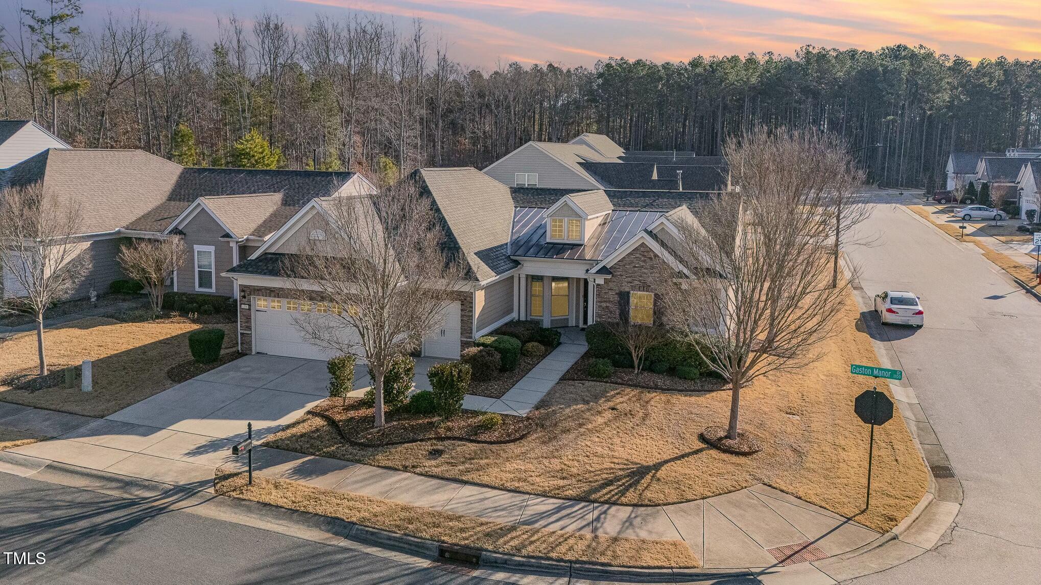 1100 Gaston Manor Drive