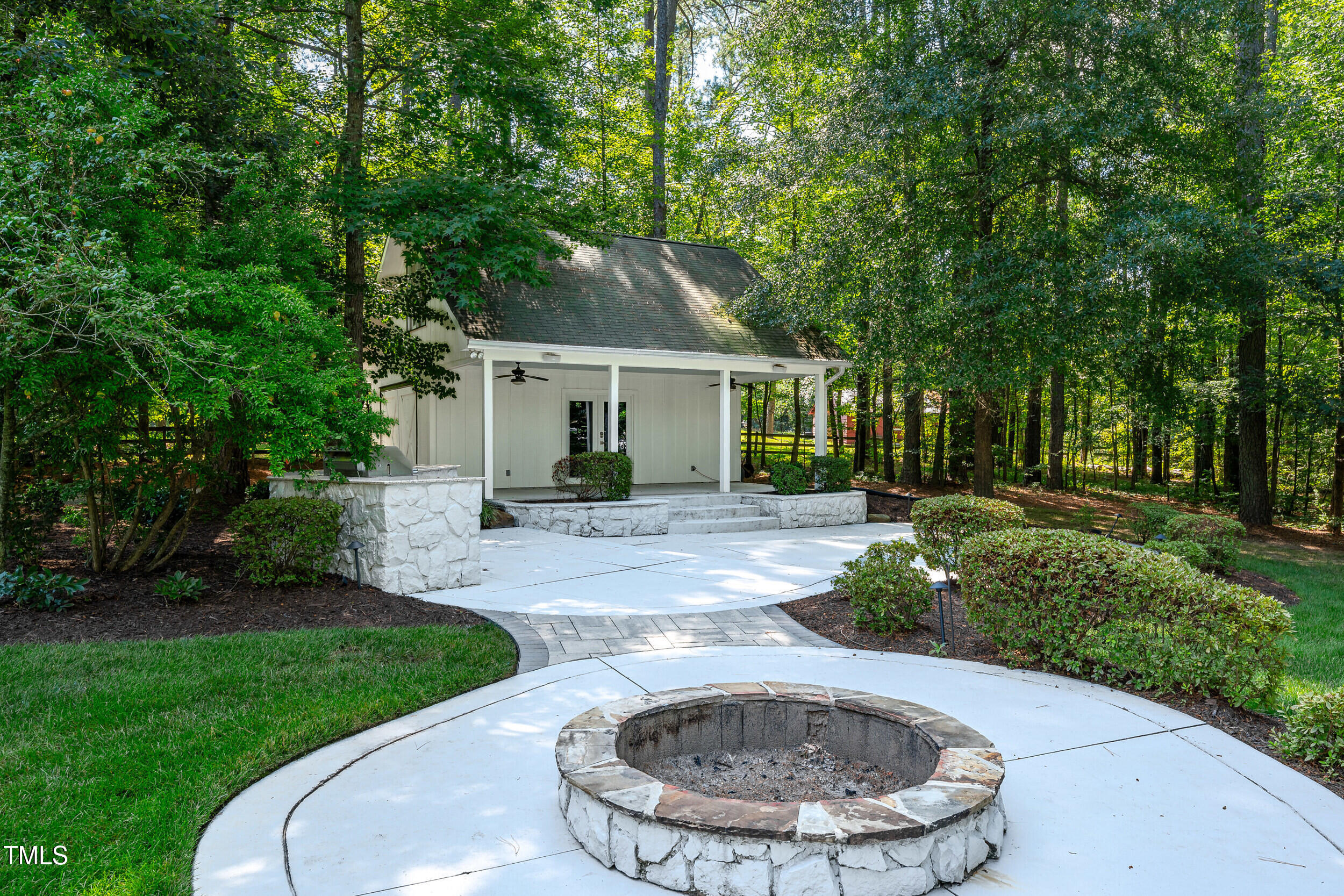 120 Harmony Hill Lane