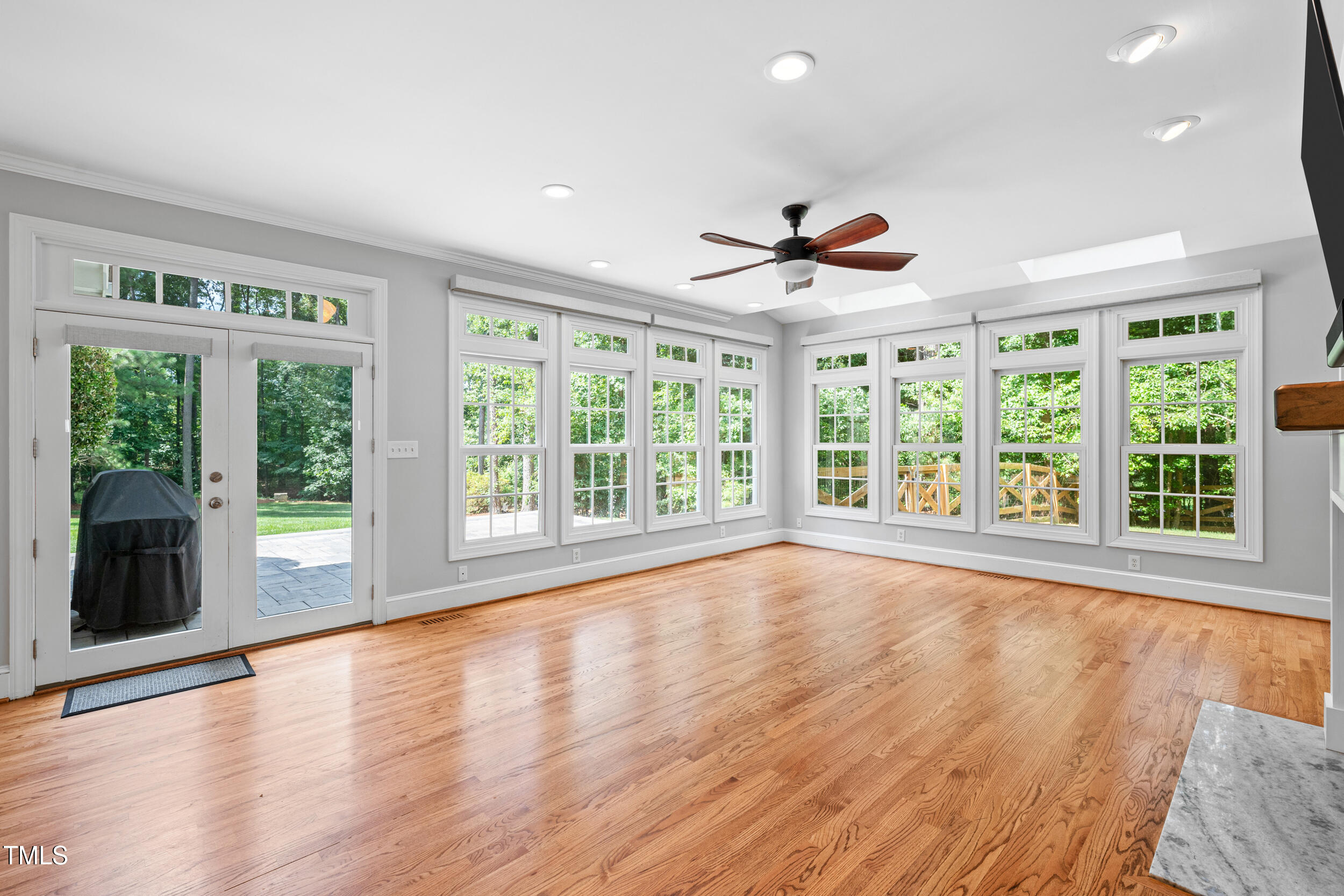 120 Harmony Hill Lane