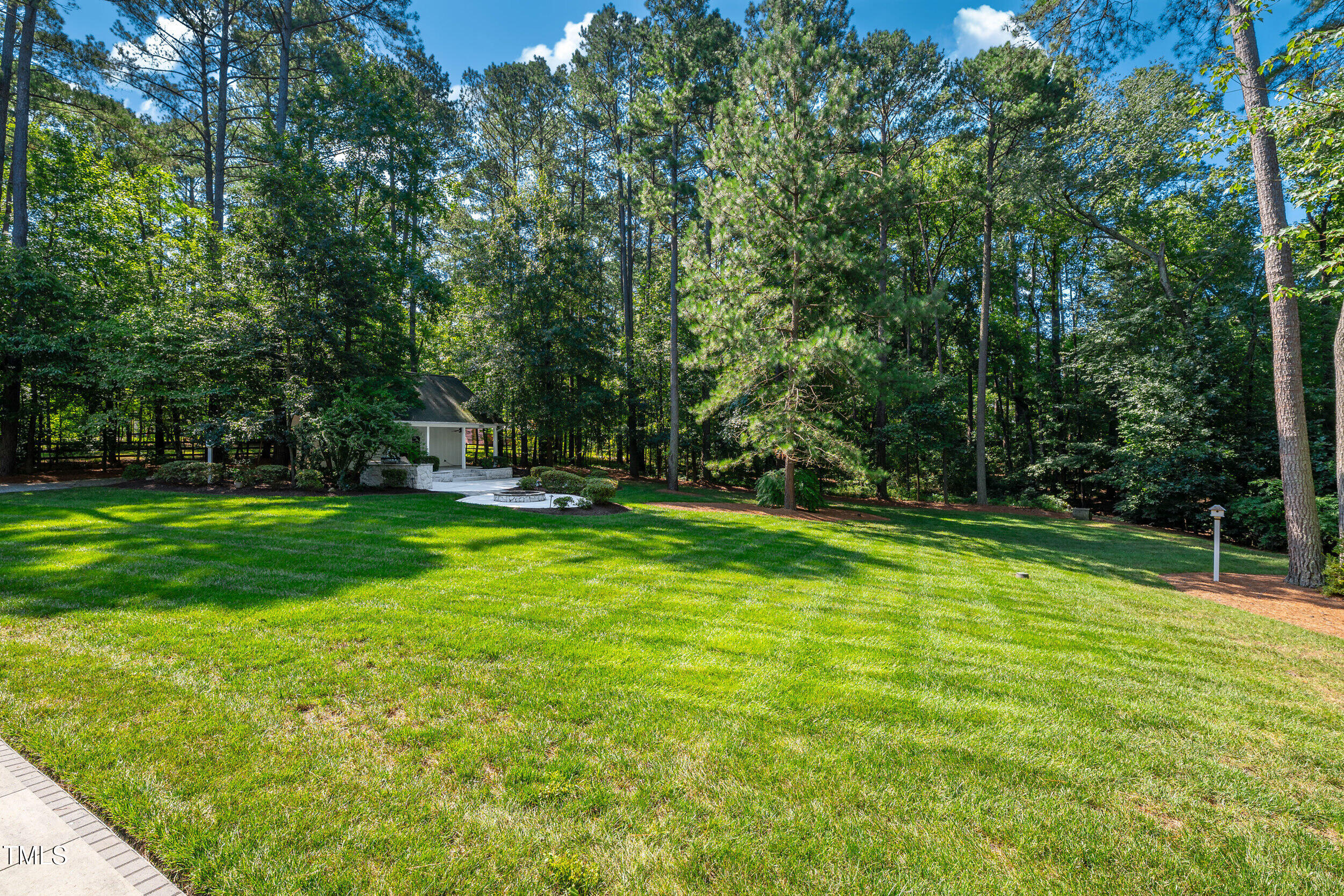 120 Harmony Hill Lane