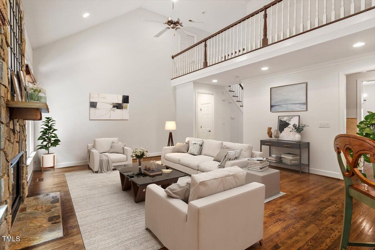 2709 Penfold Lane