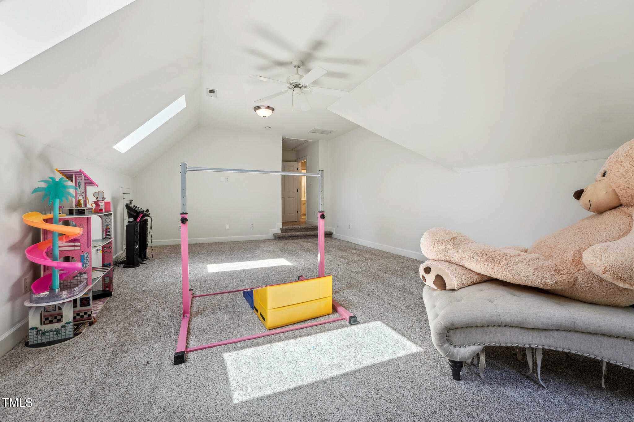 2709 Penfold Lane