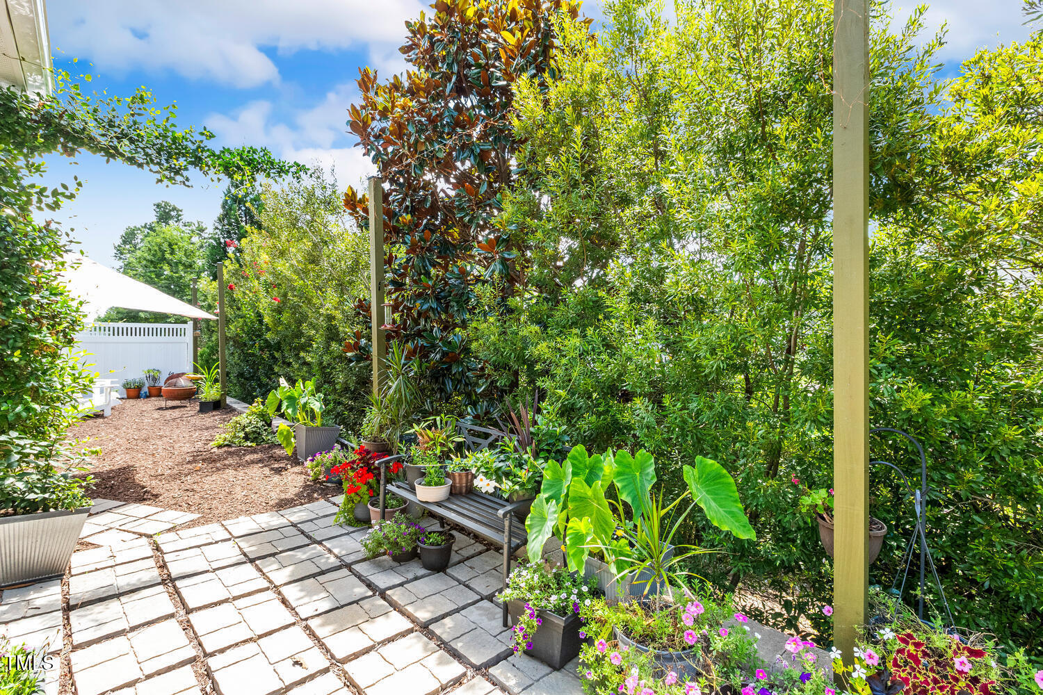 2824 Lanasa Lane