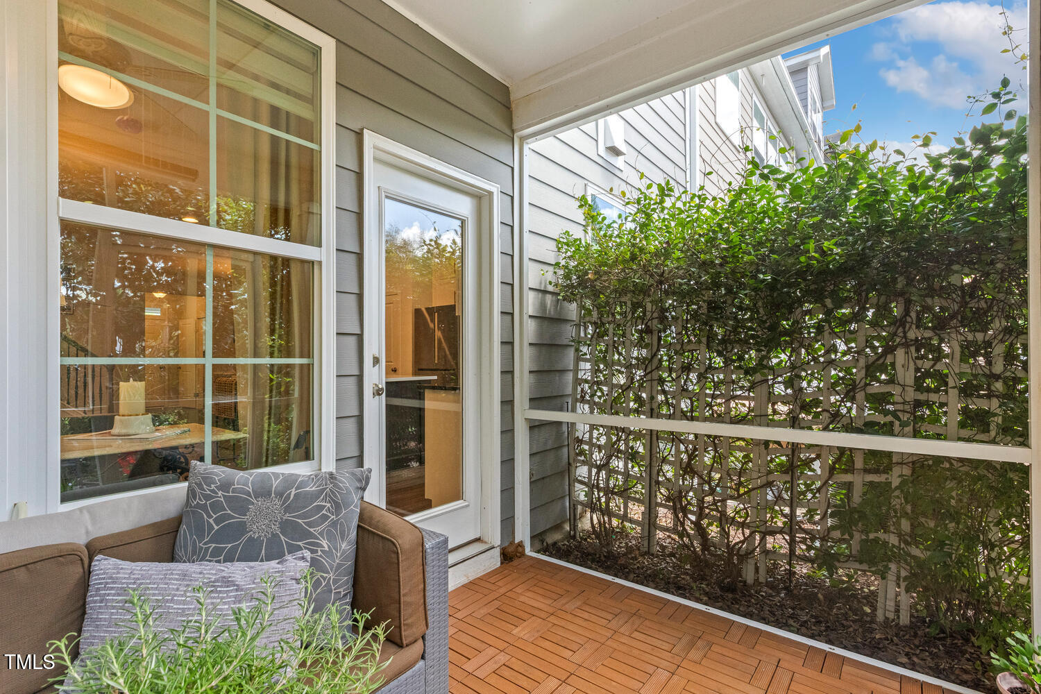 2824 Lanasa Lane