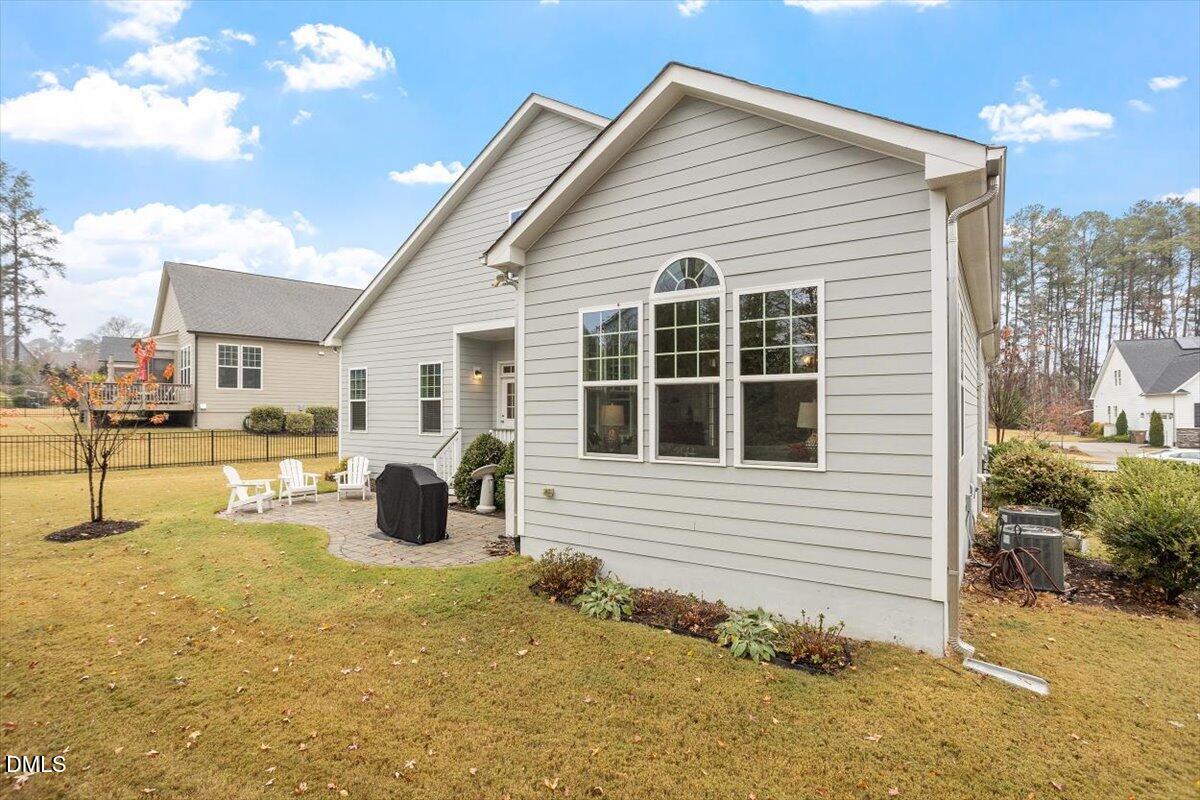 1157 Saint Cloud Loop
