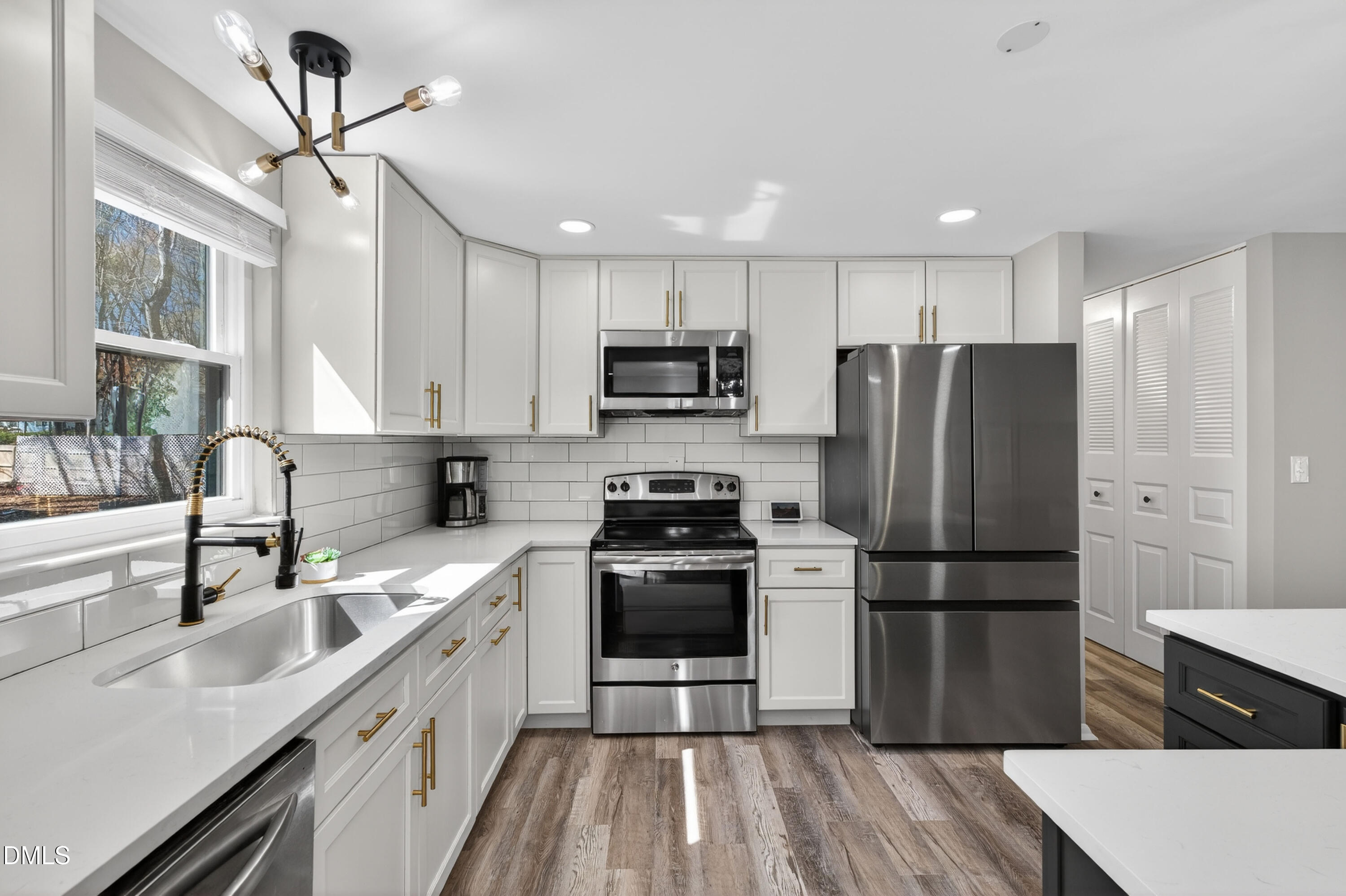 7925 Mourning Dove Road