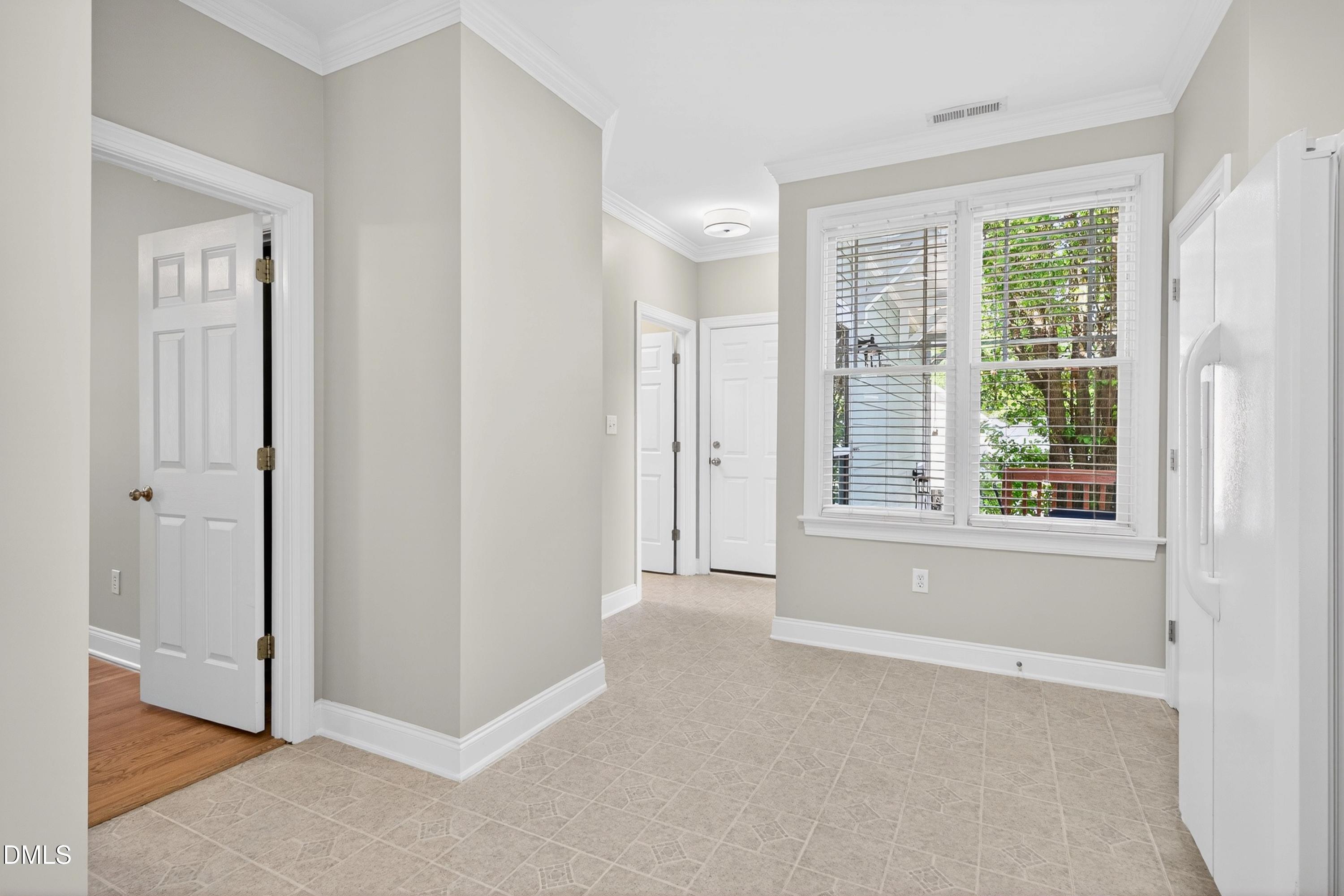 105 Garden Side Way