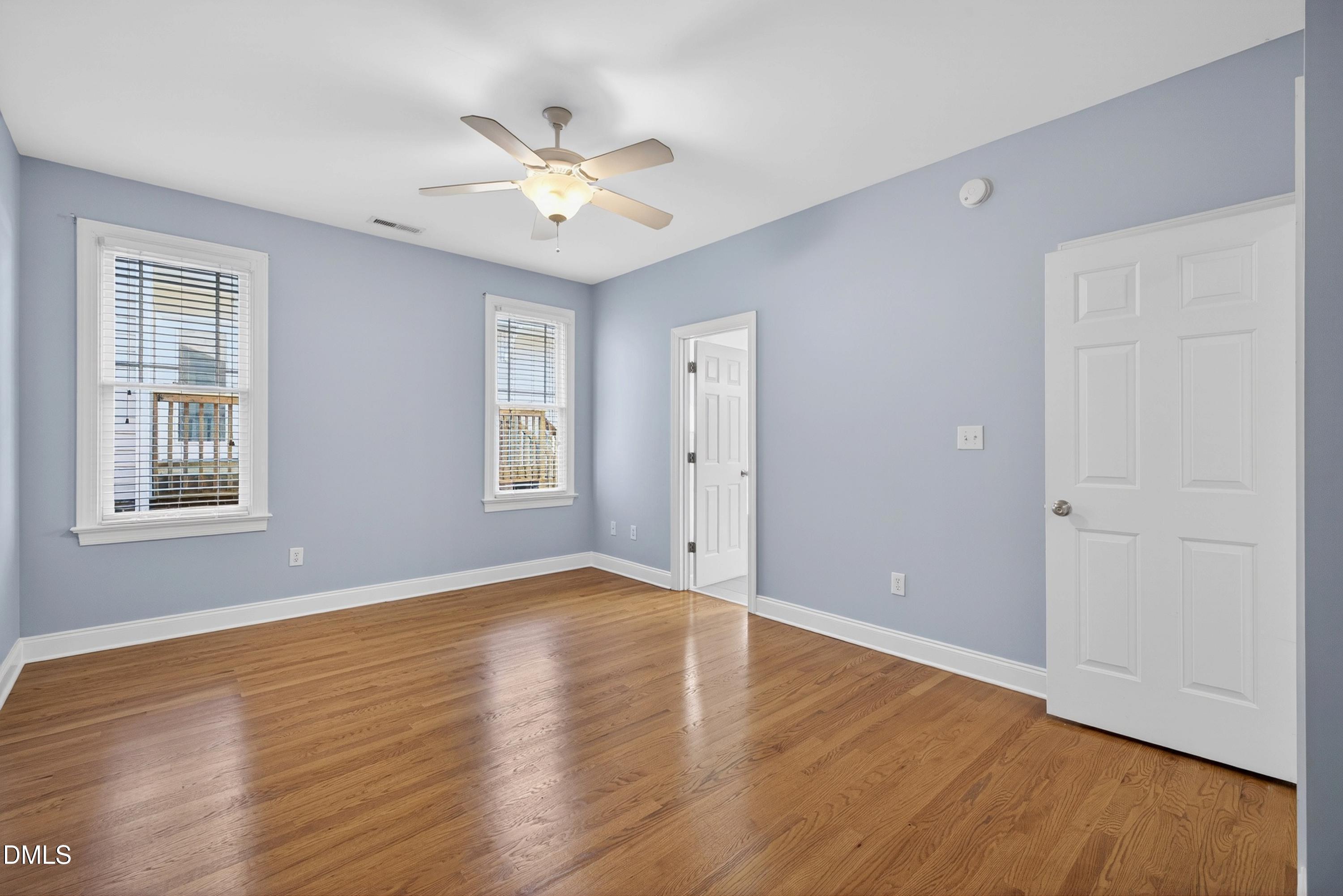 105 Garden Side Way