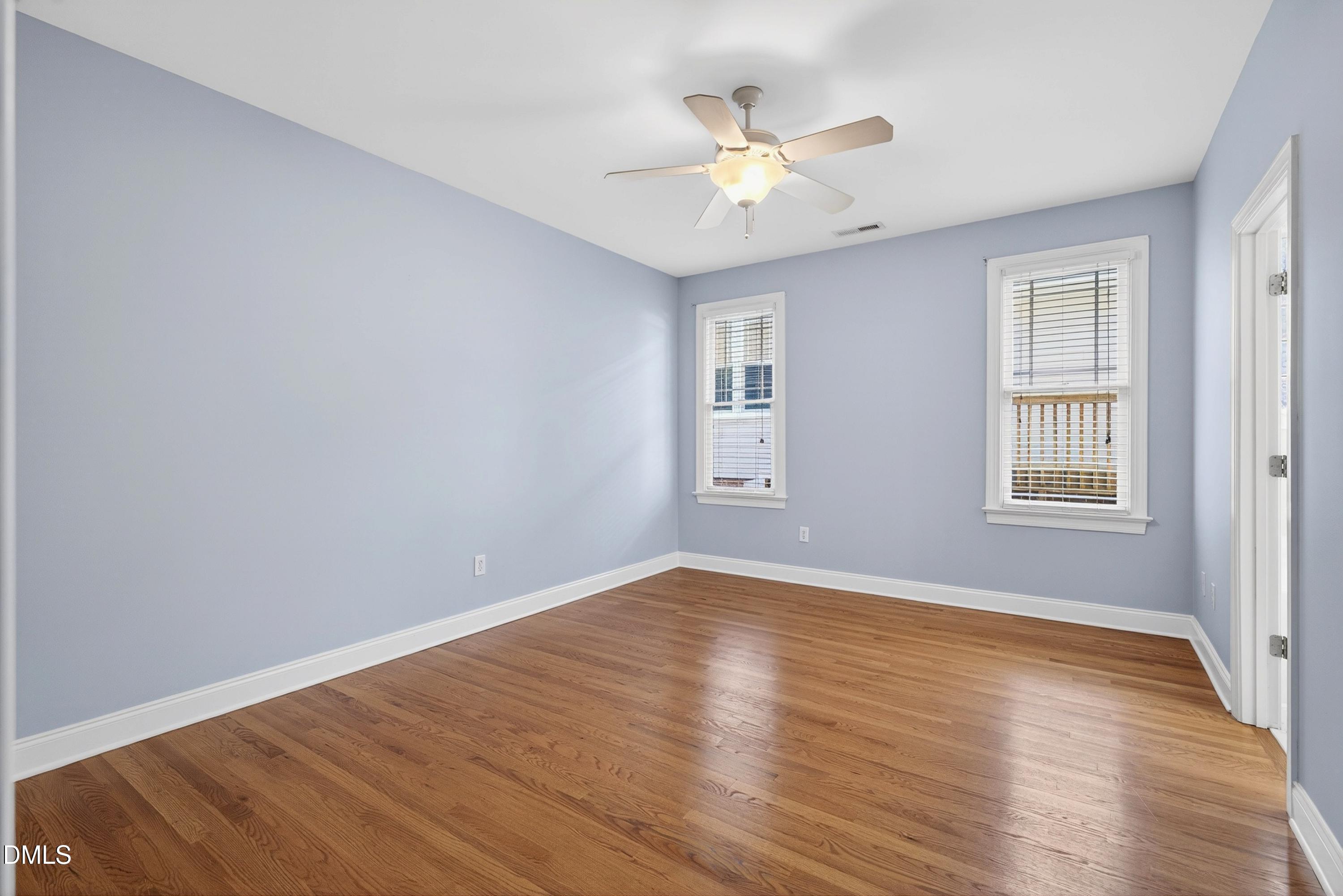 105 Garden Side Way