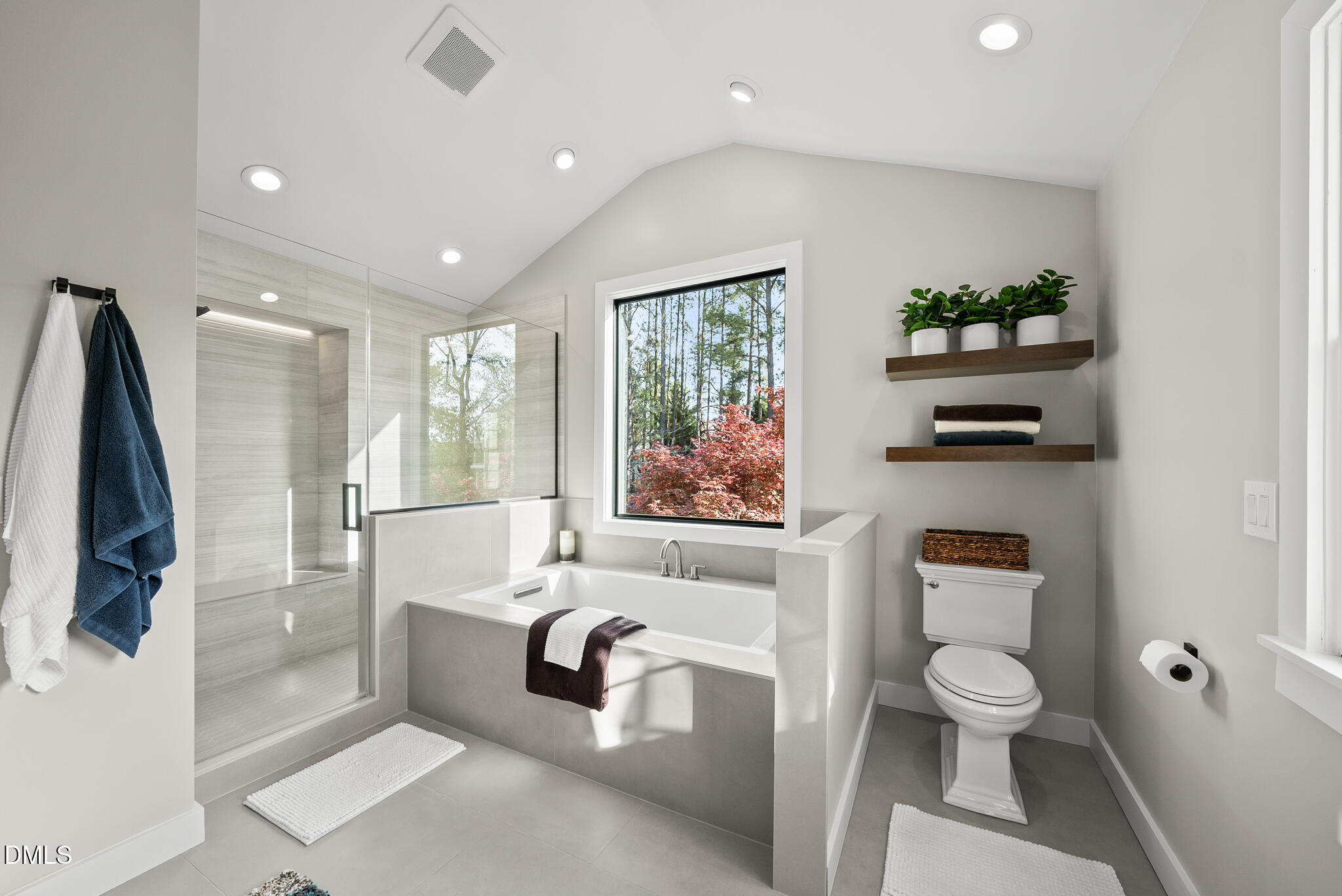 112 Ballatore Court