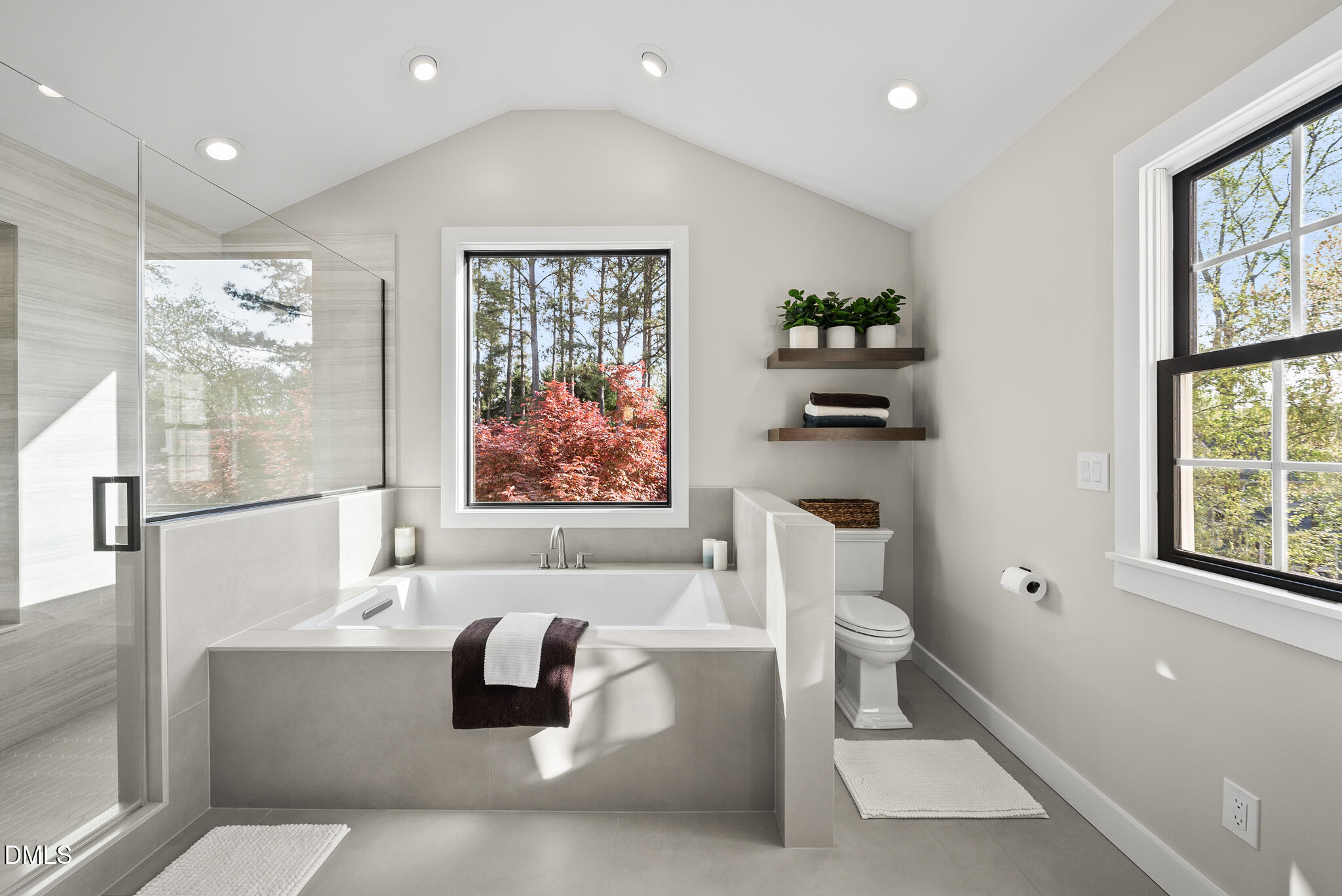 112 Ballatore Court
