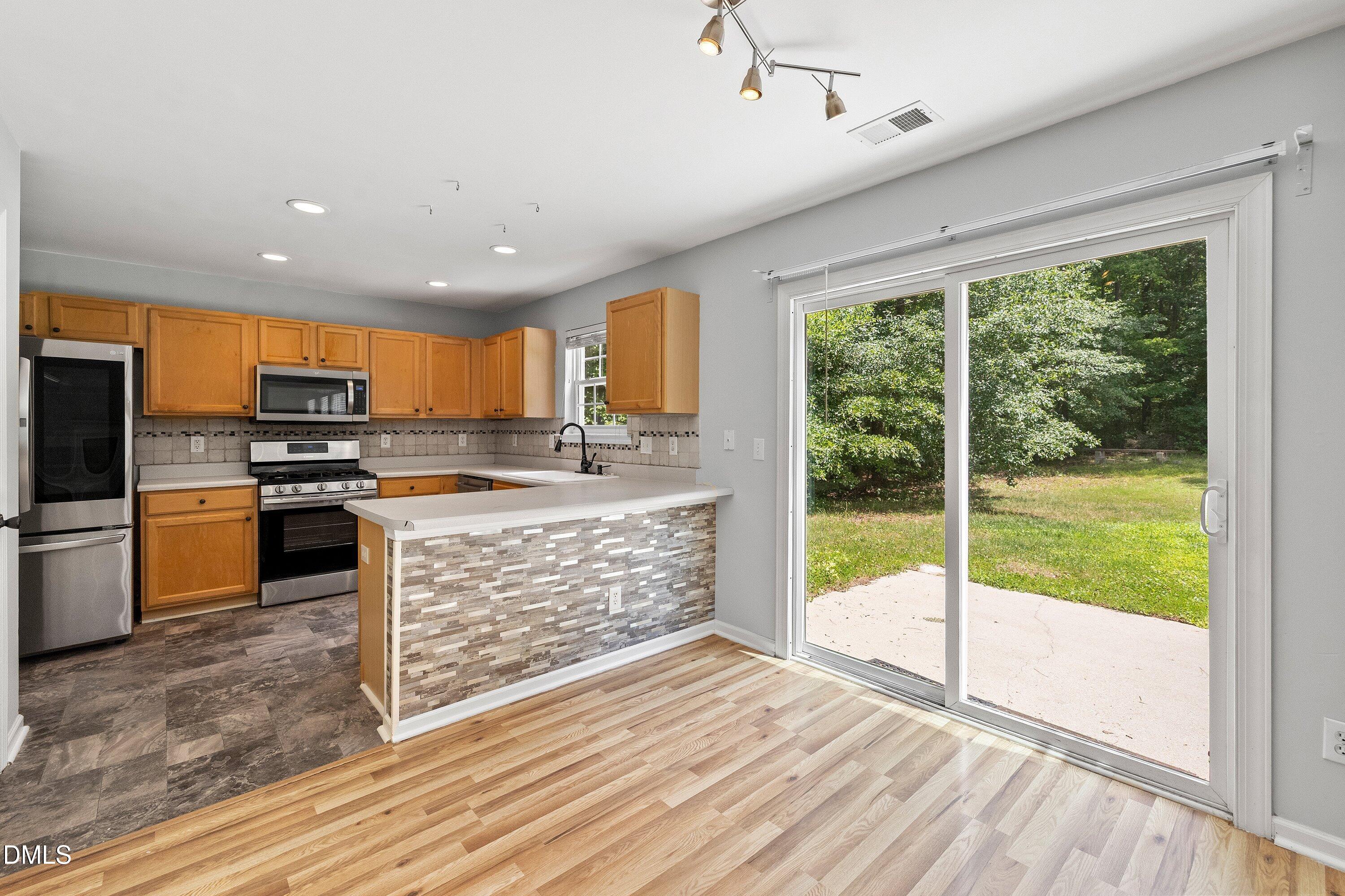 105 Chilmark Ridge Drive