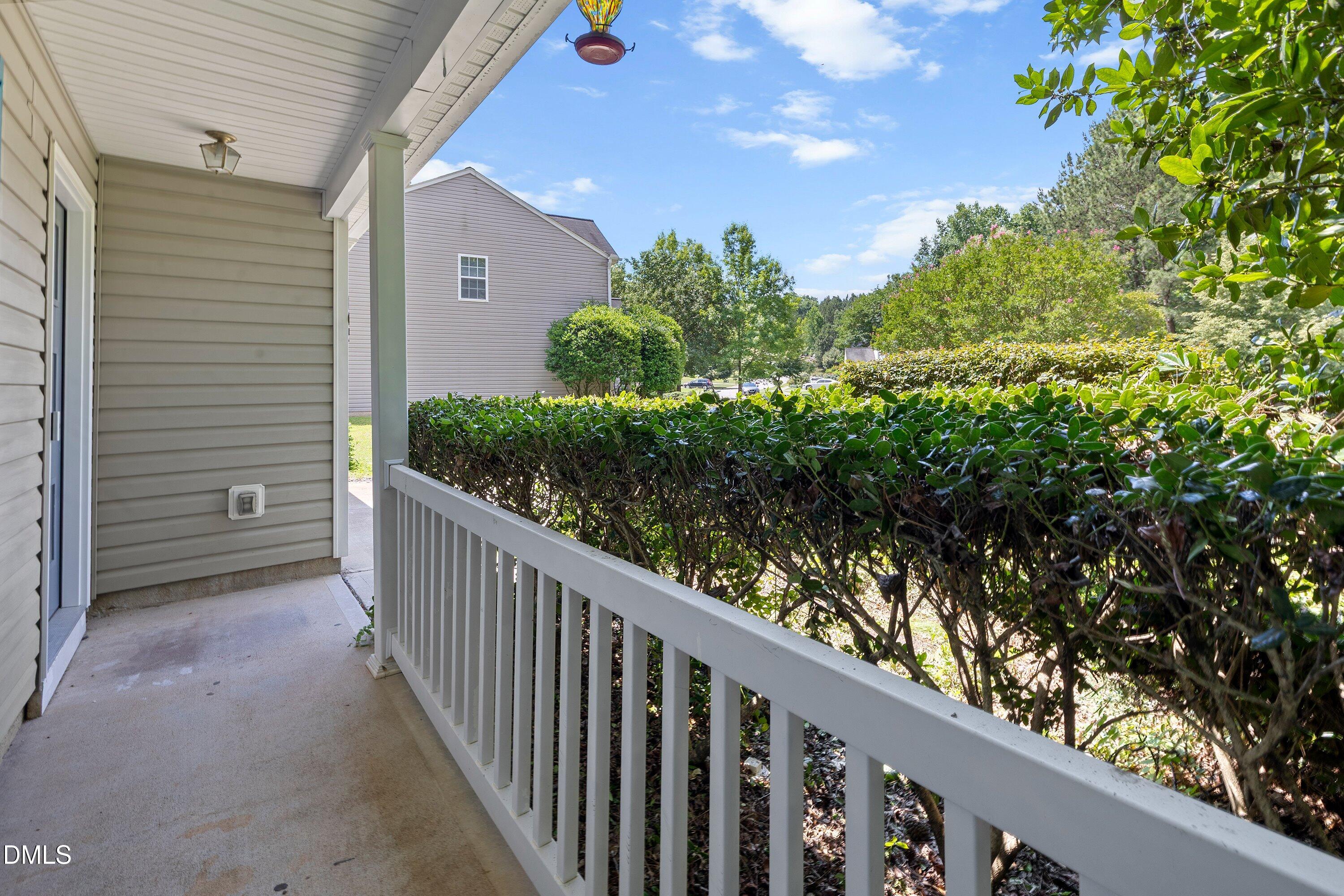 105 Chilmark Ridge Drive