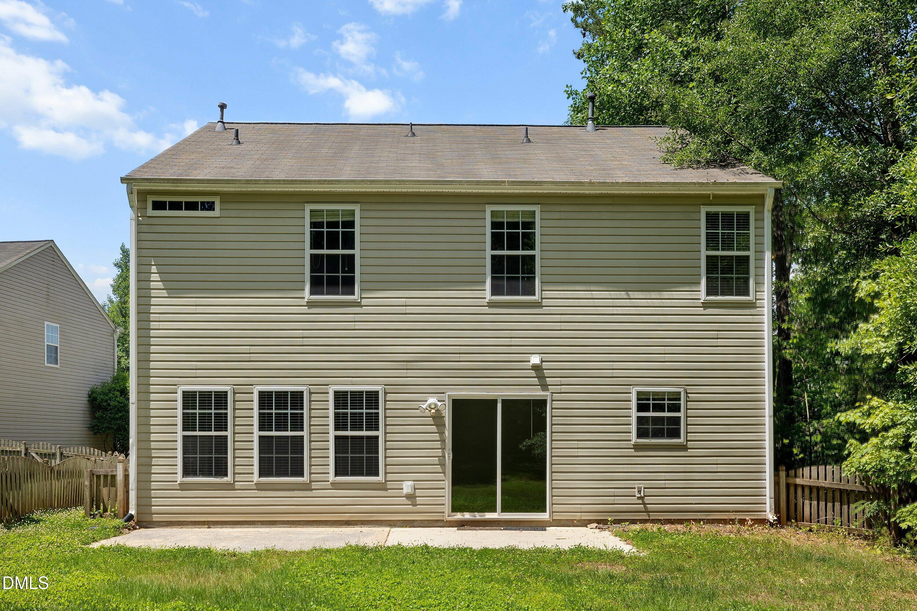 105 Chilmark Ridge Drive