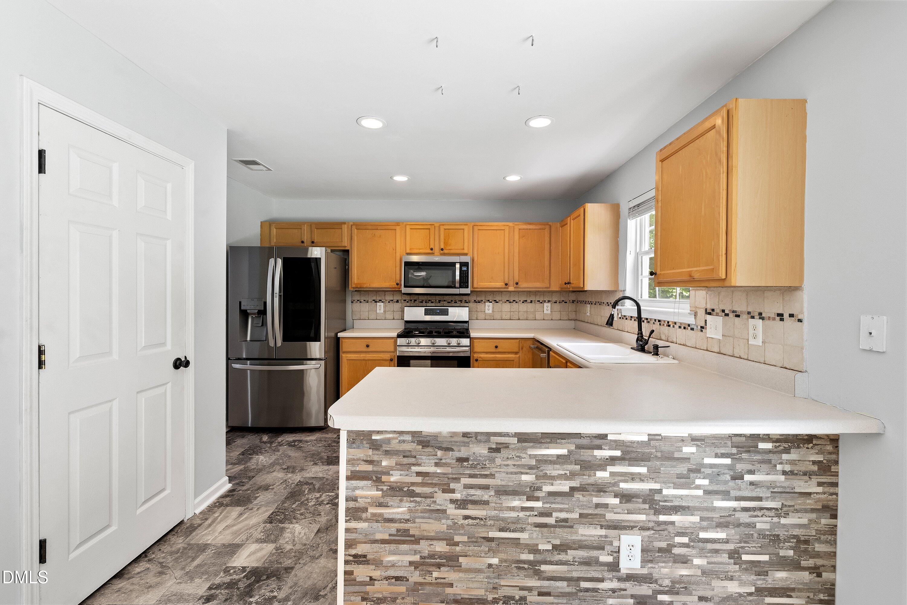 105 Chilmark Ridge Drive