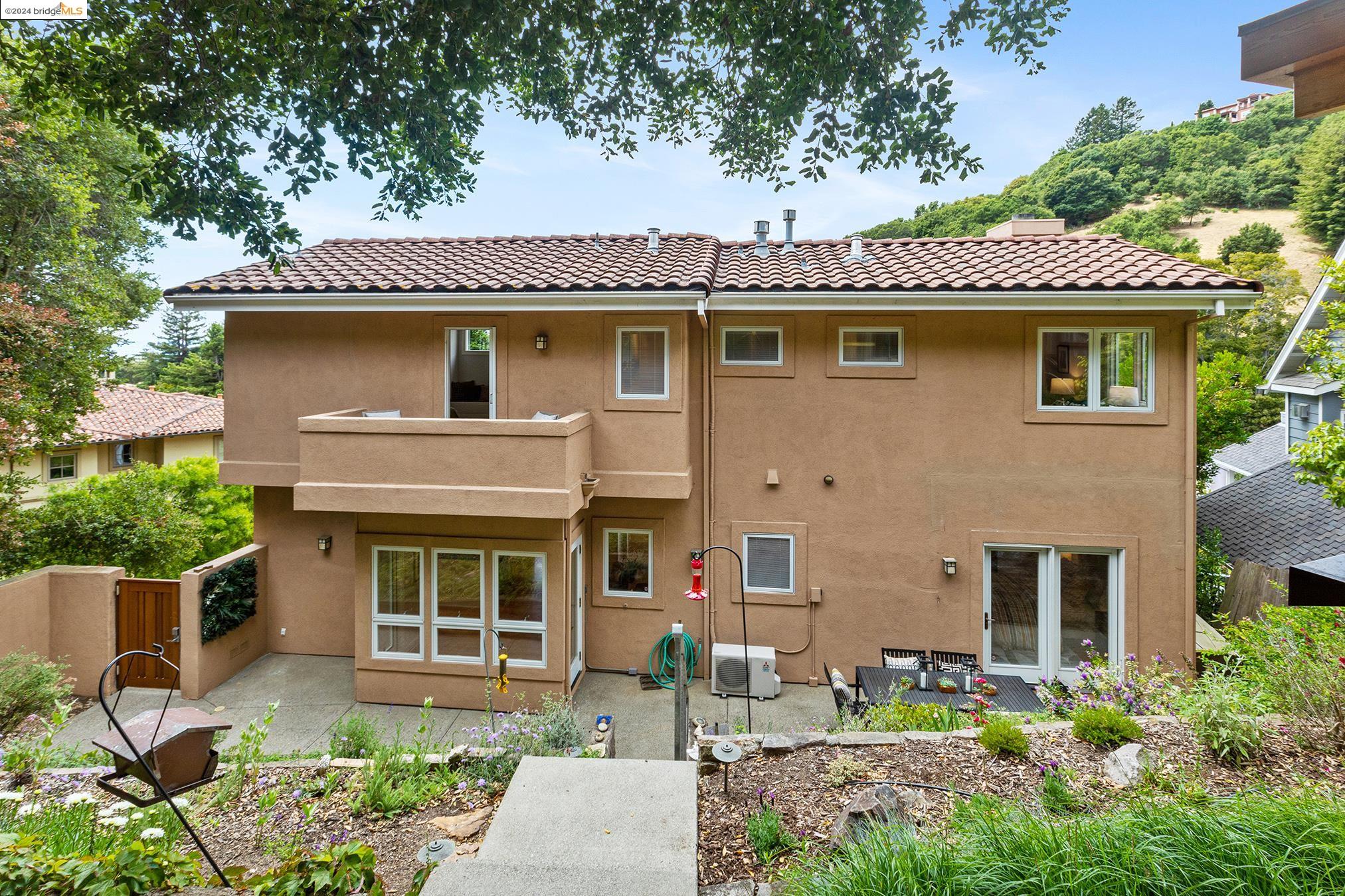 122 Vicente Rd