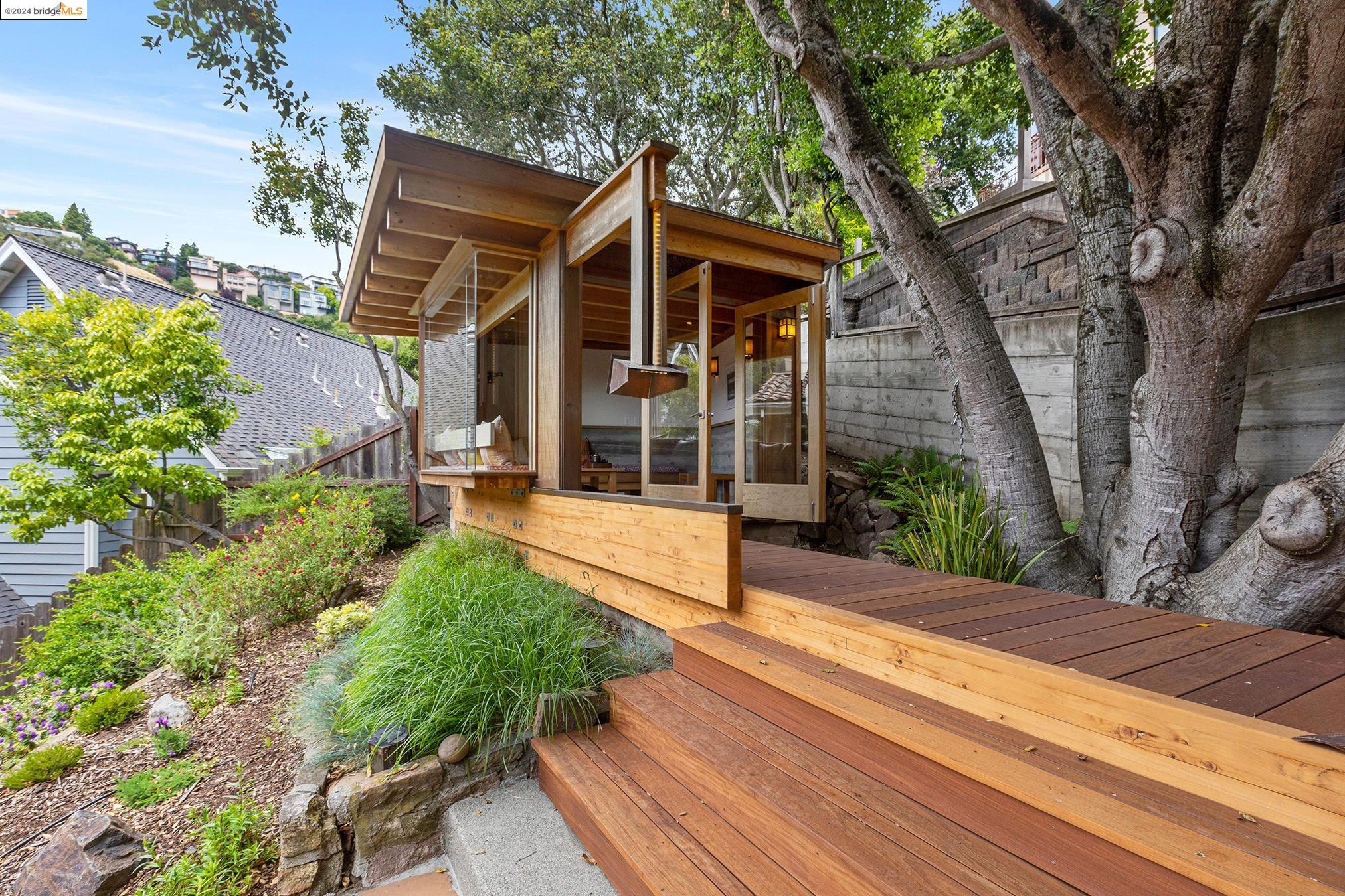 122 Vicente Rd