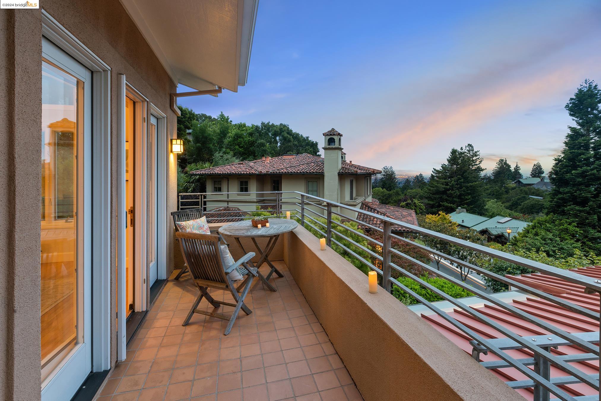 122 Vicente Rd