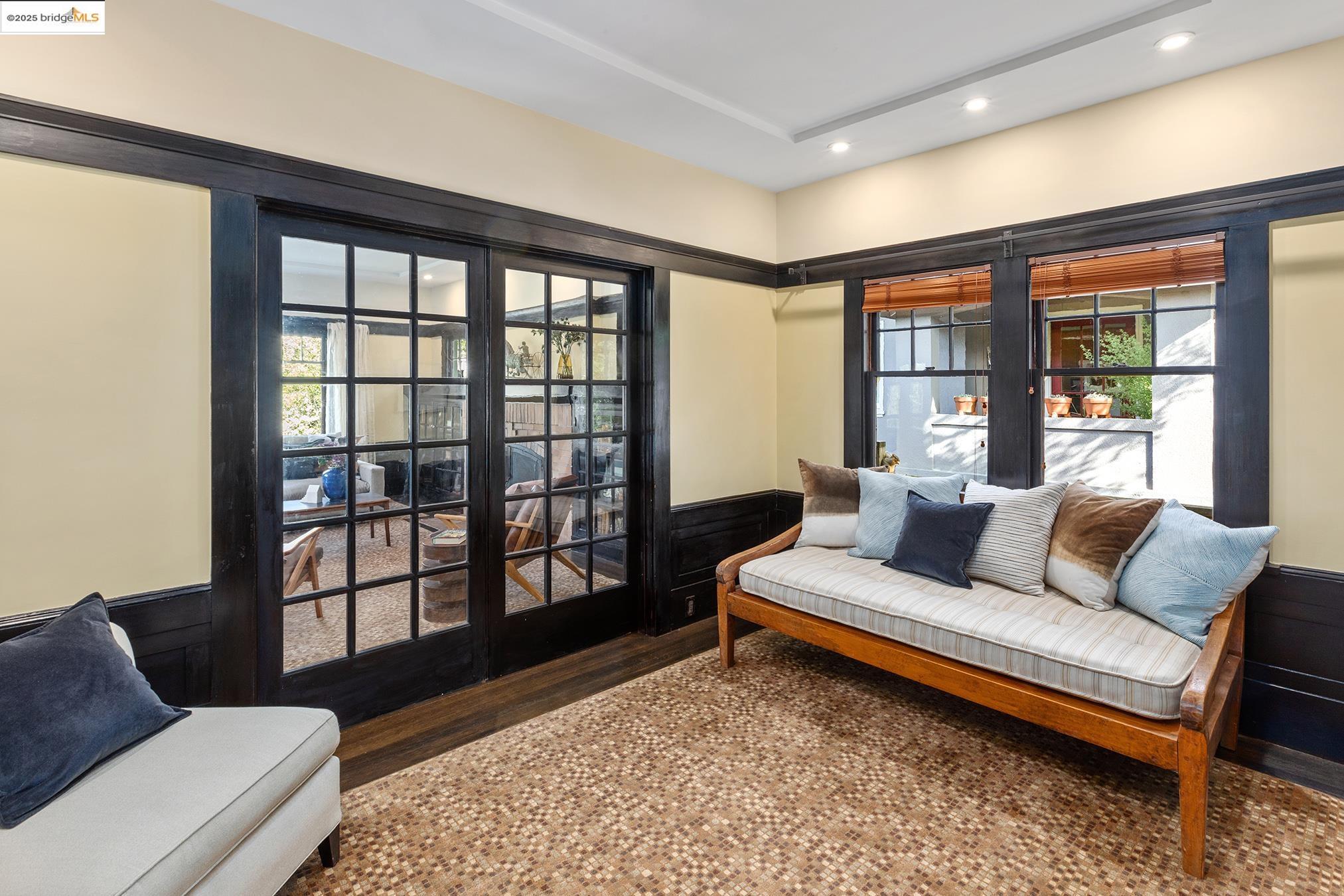 1914 Napa Ave