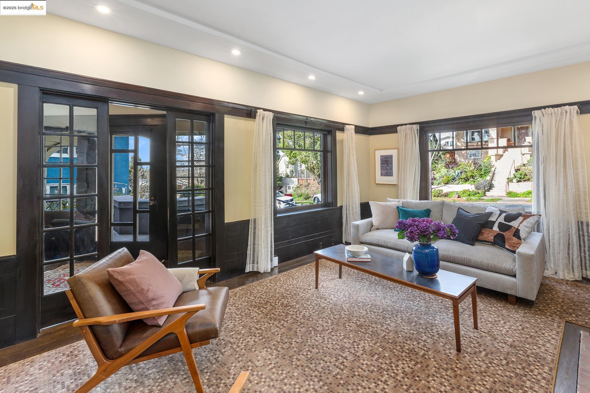1914 Napa Ave