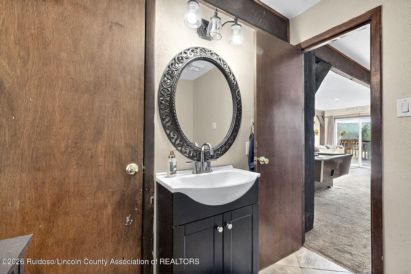 220 Lookout Drive P1