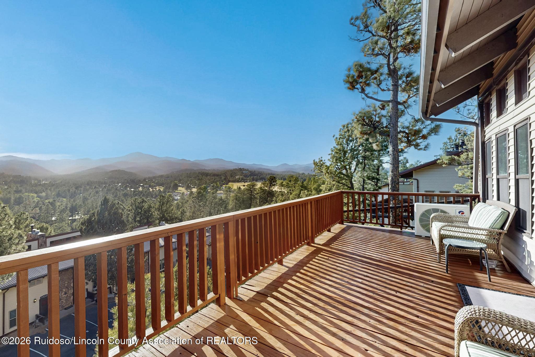 220 Lookout Drive P1