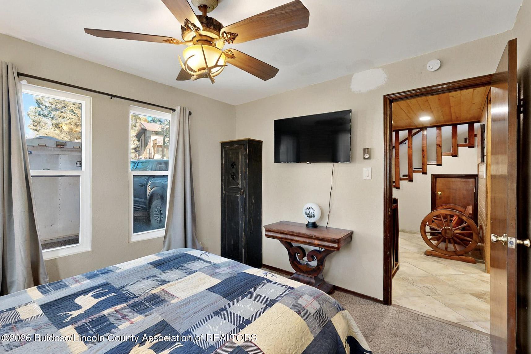 220 Lookout Drive P1