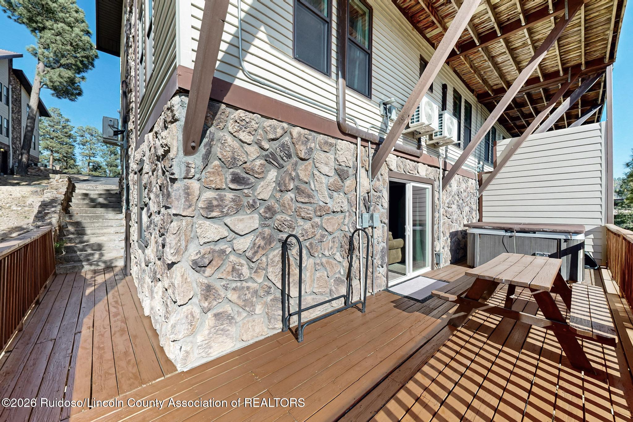 220 Lookout Drive P1