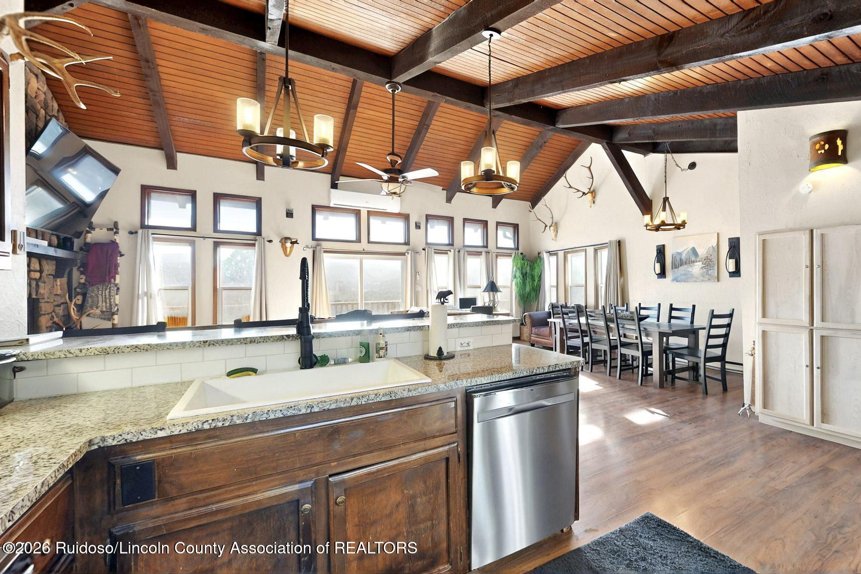 220 Lookout Drive P1