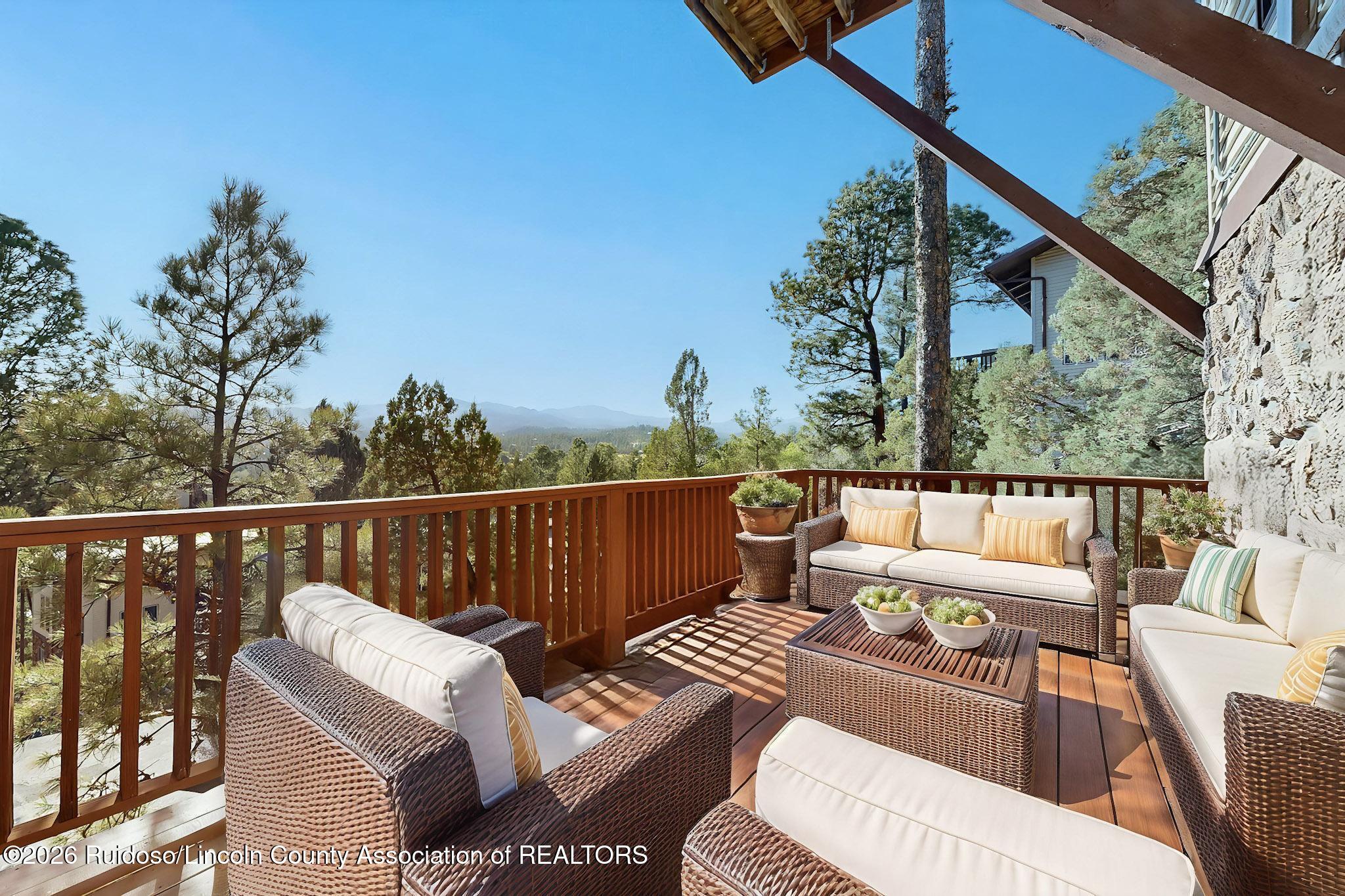 220 Lookout Drive P1