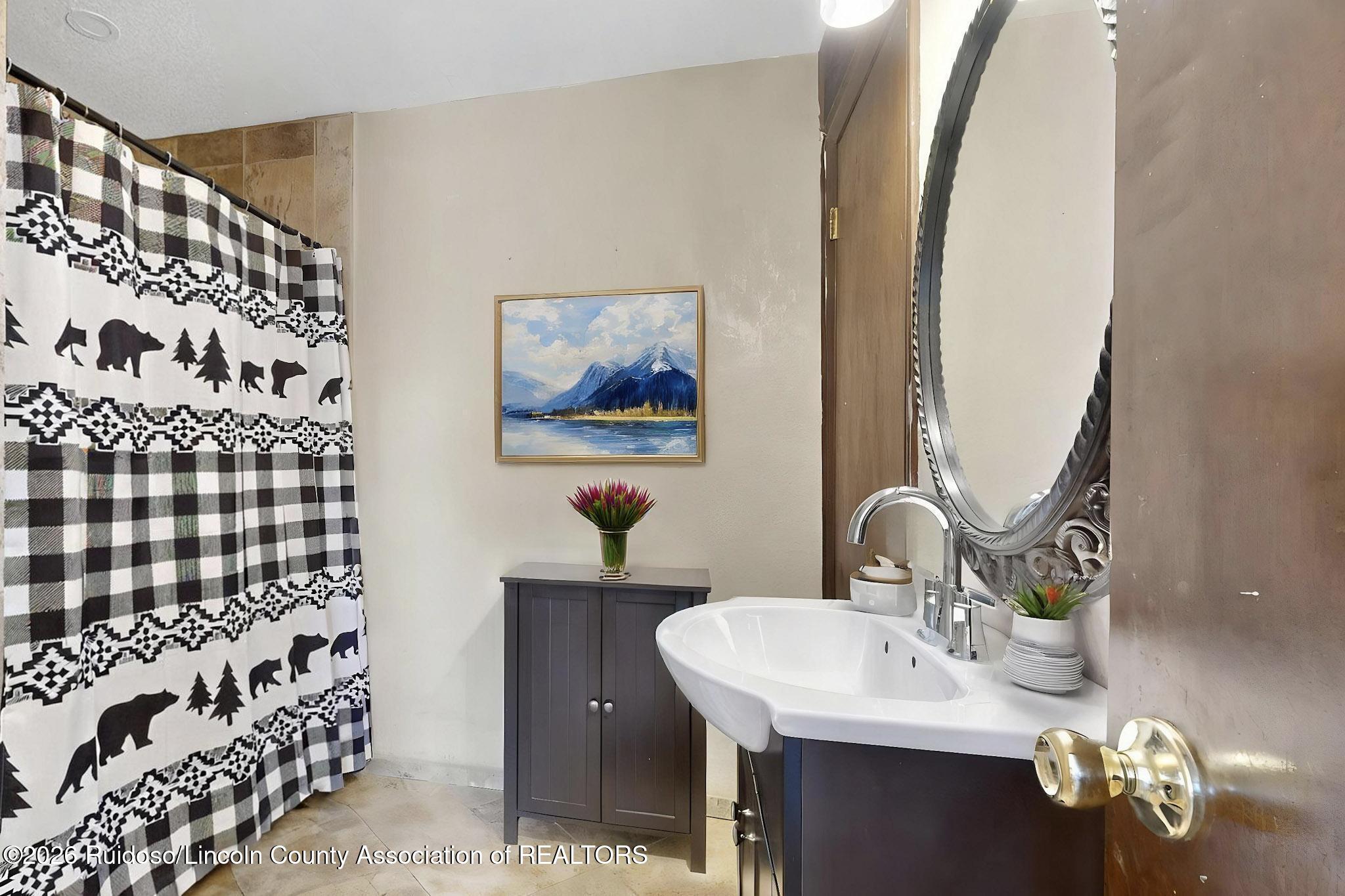 220 Lookout Drive P1