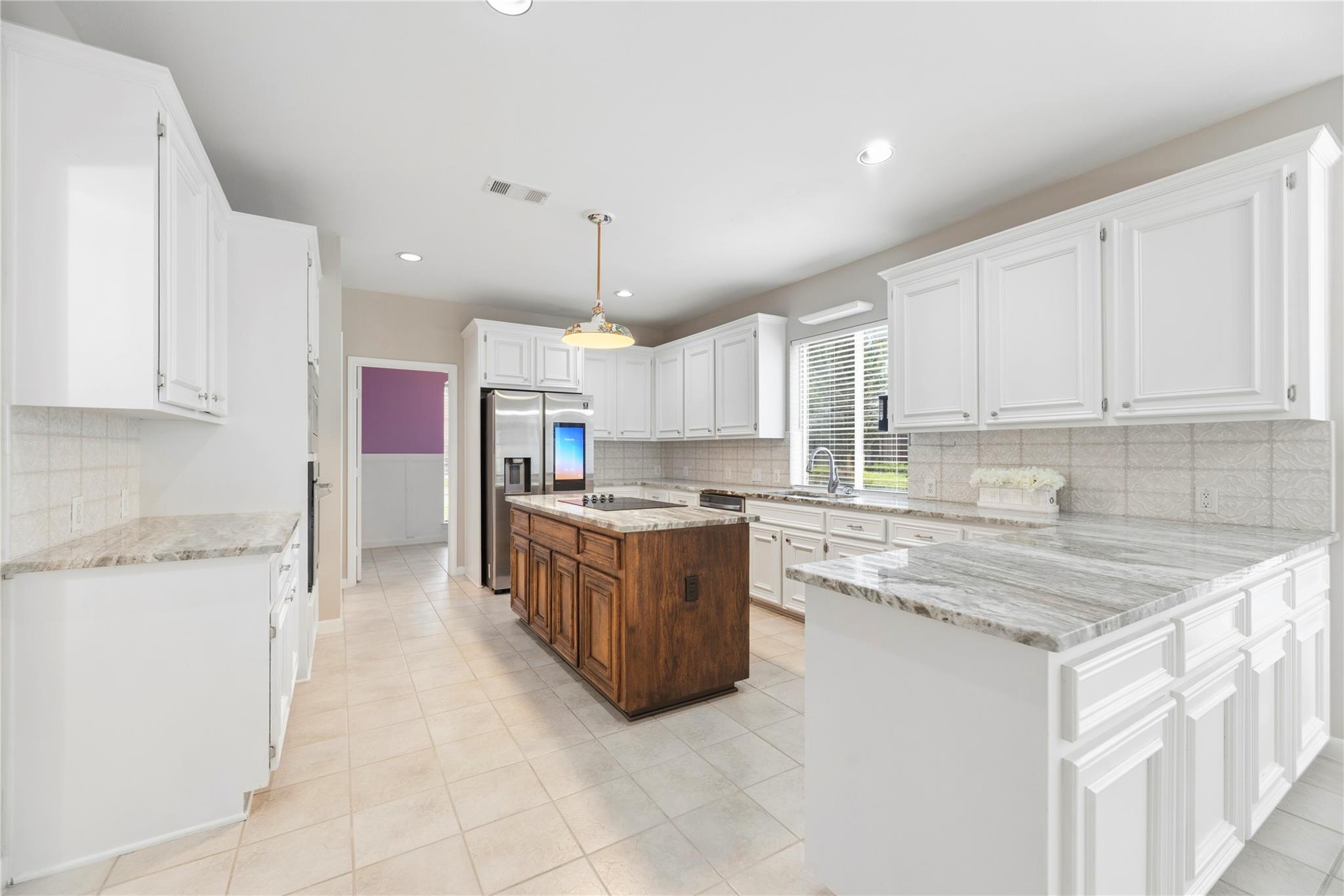 3806 Westall Lane