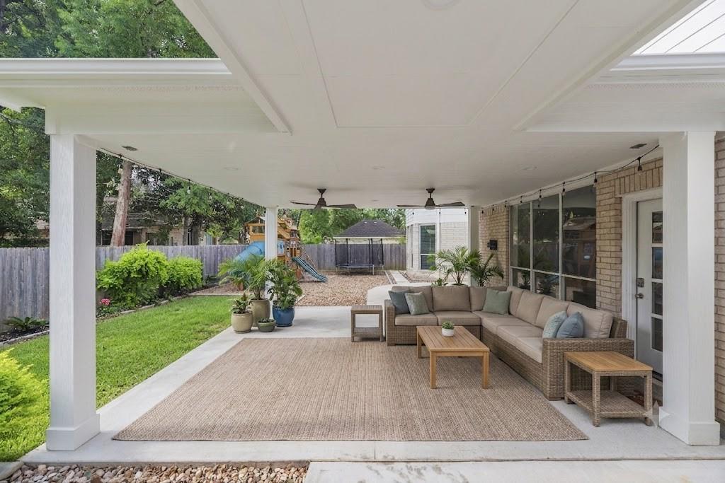 3806 Westall Lane