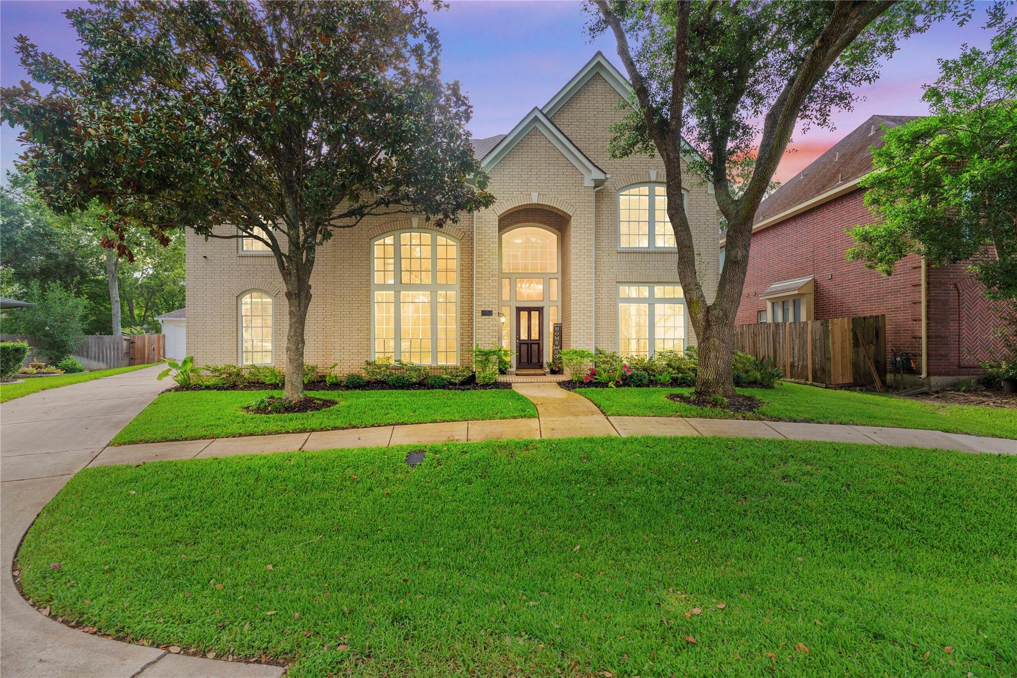 3806 Westall Lane