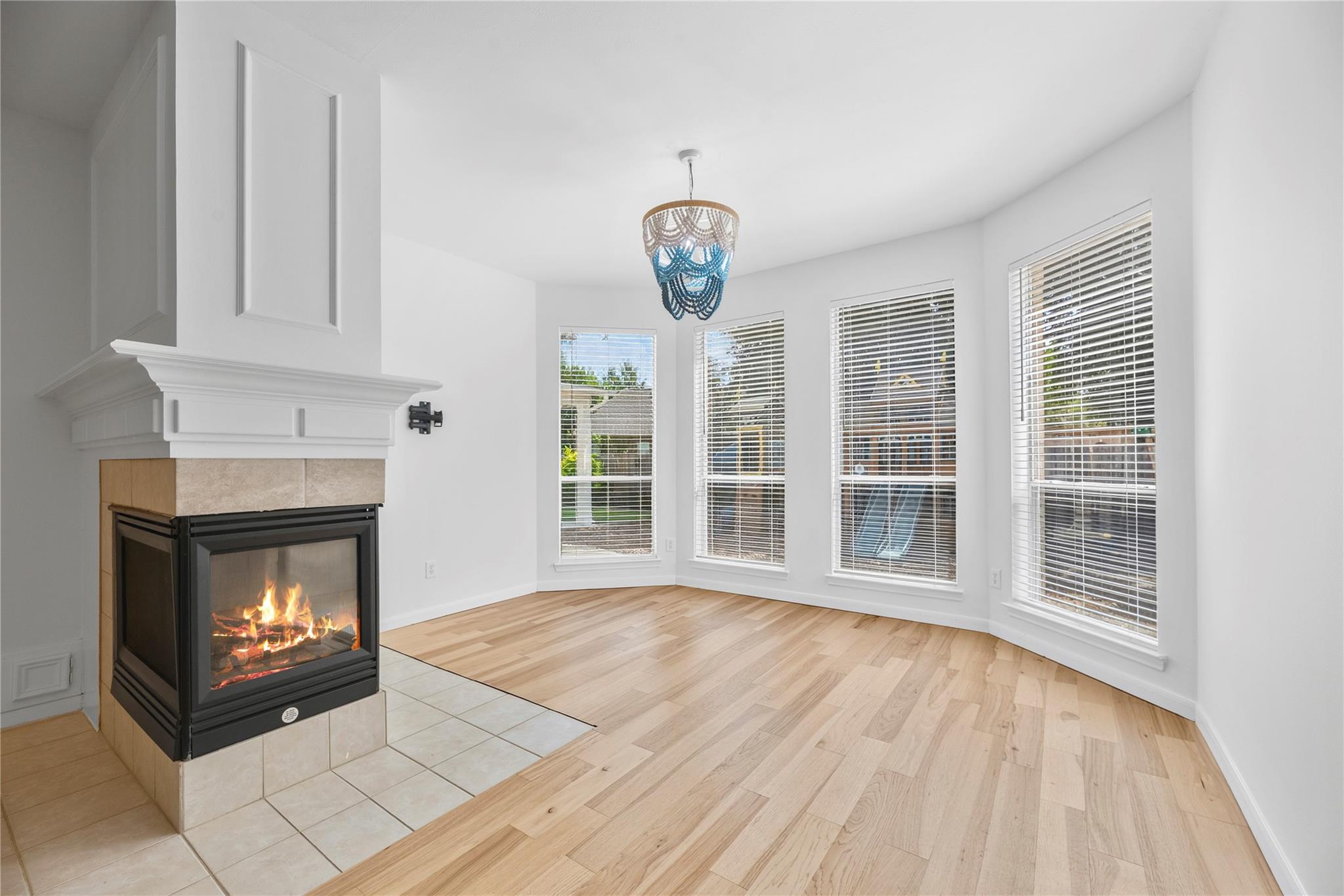3806 Westall Lane