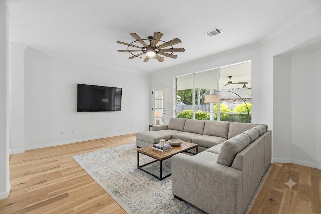 3806 Westall Lane