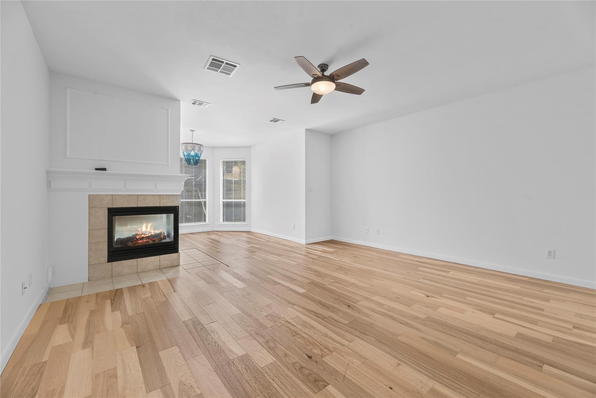 3806 Westall Lane