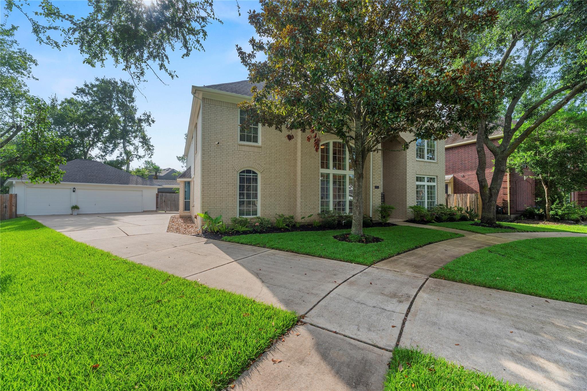 3806 Westall Lane