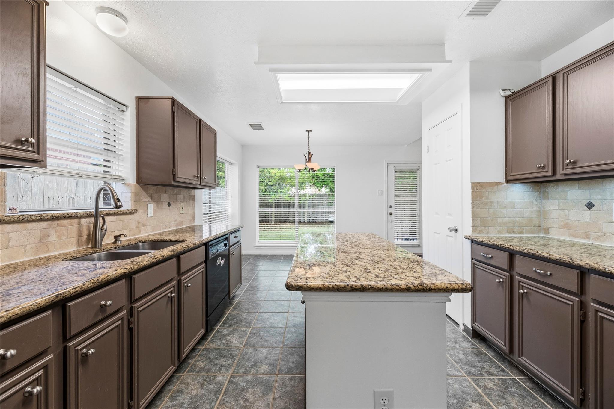 16423 Maple Downs Lane