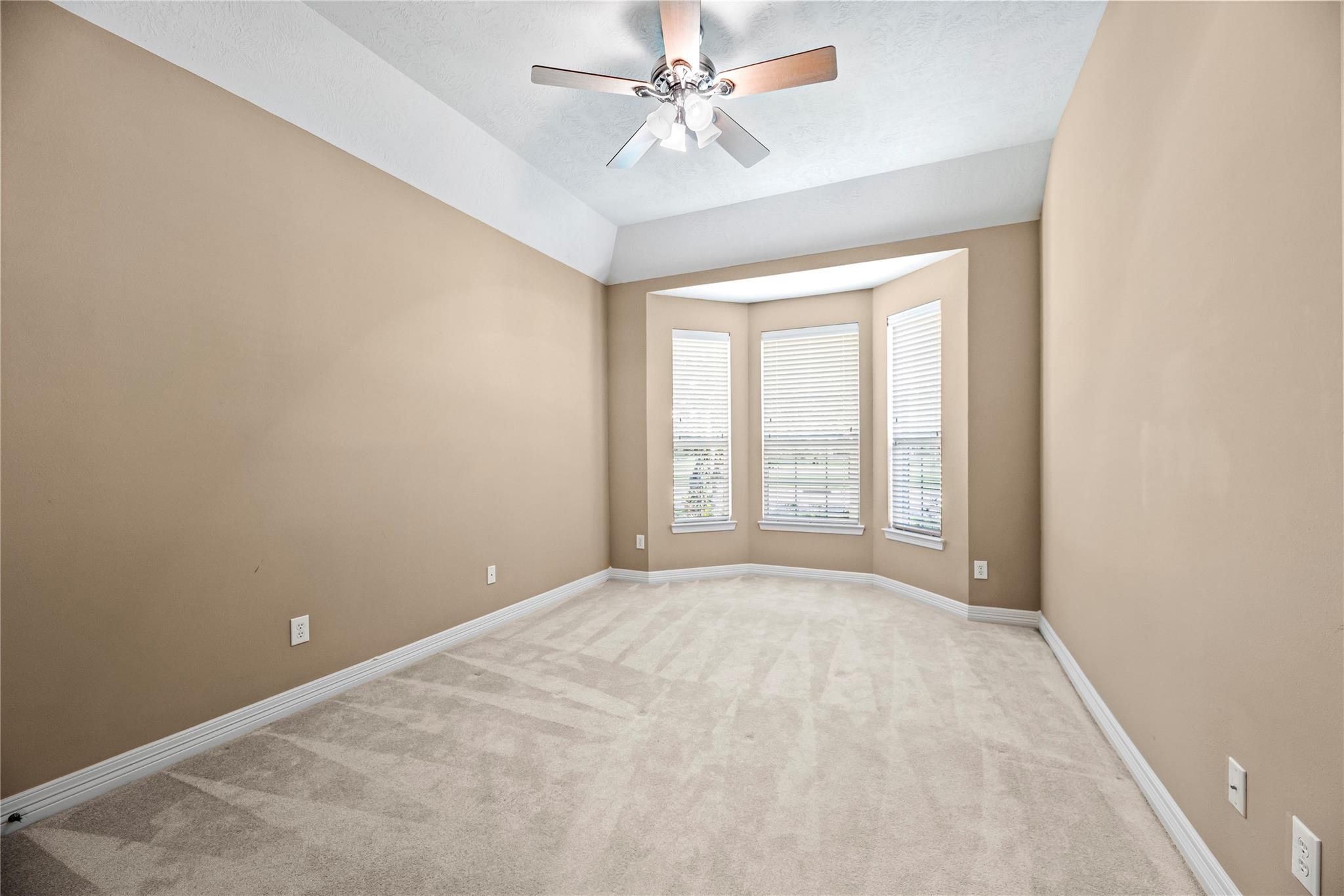 4803 Riverstone Crossing Drive
