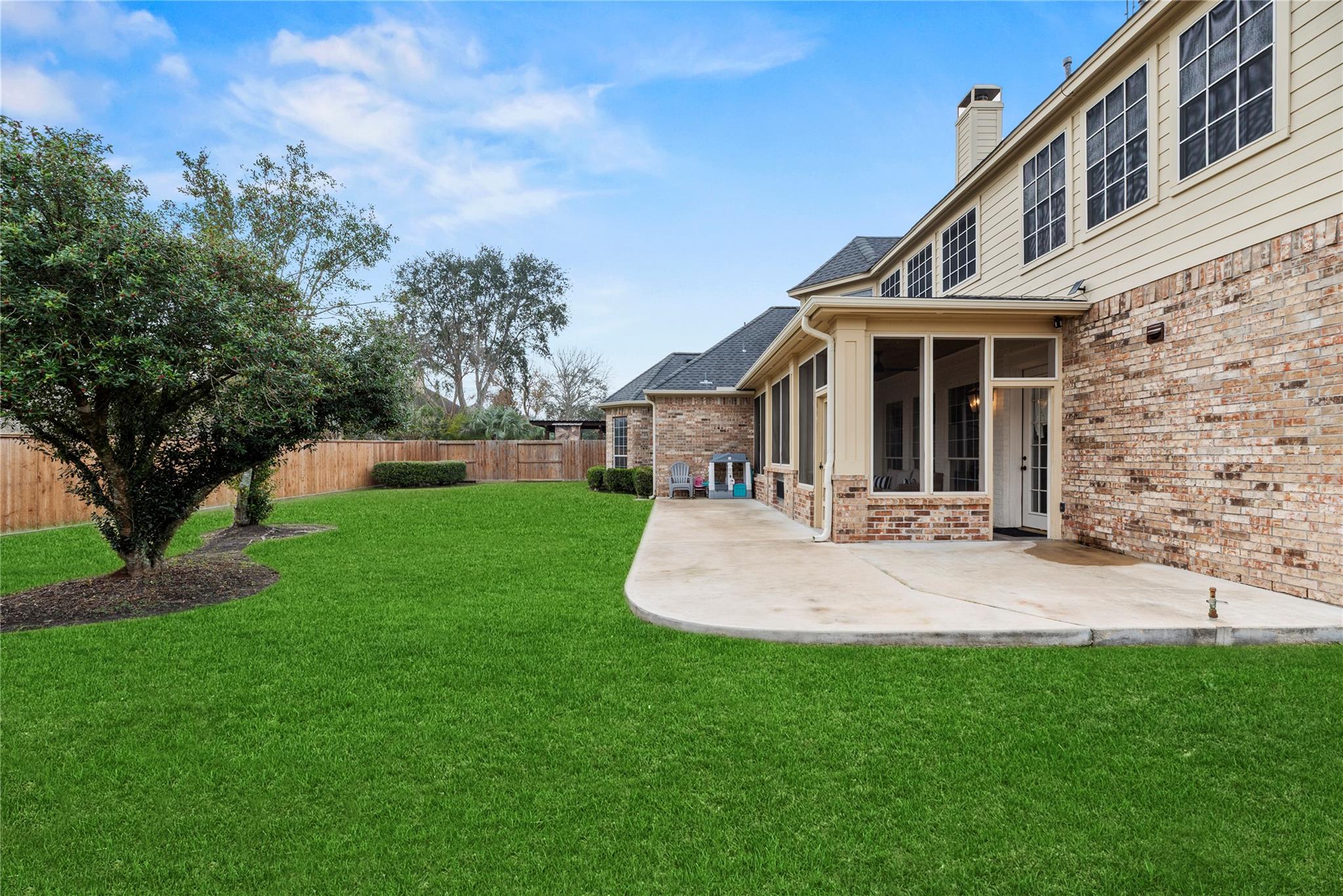 9618 Silver Birch Court