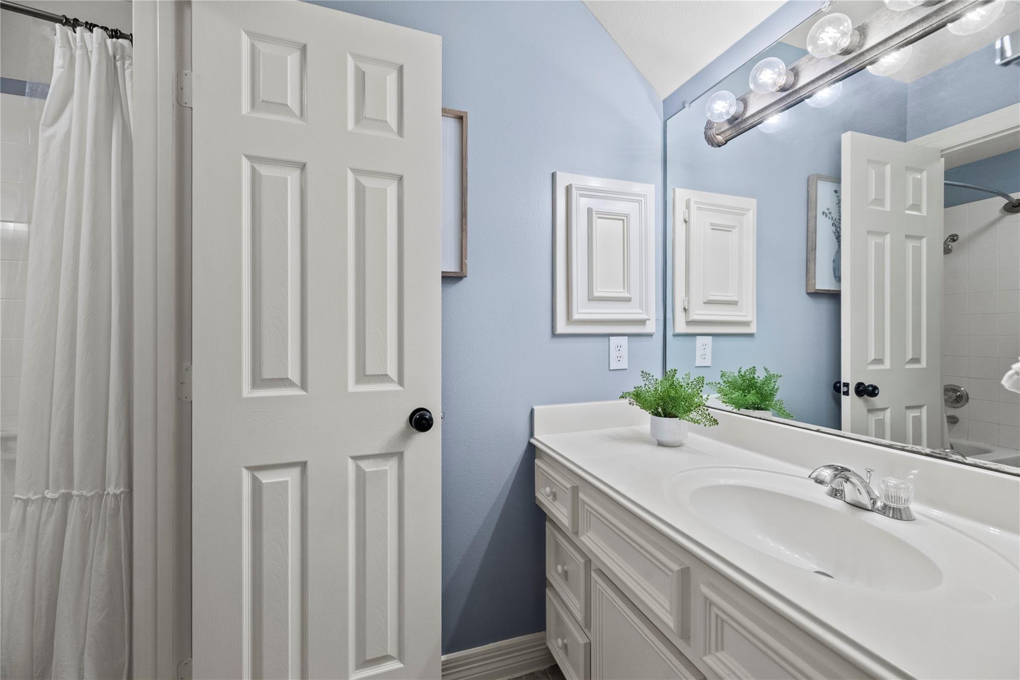 9618 Silver Birch Court