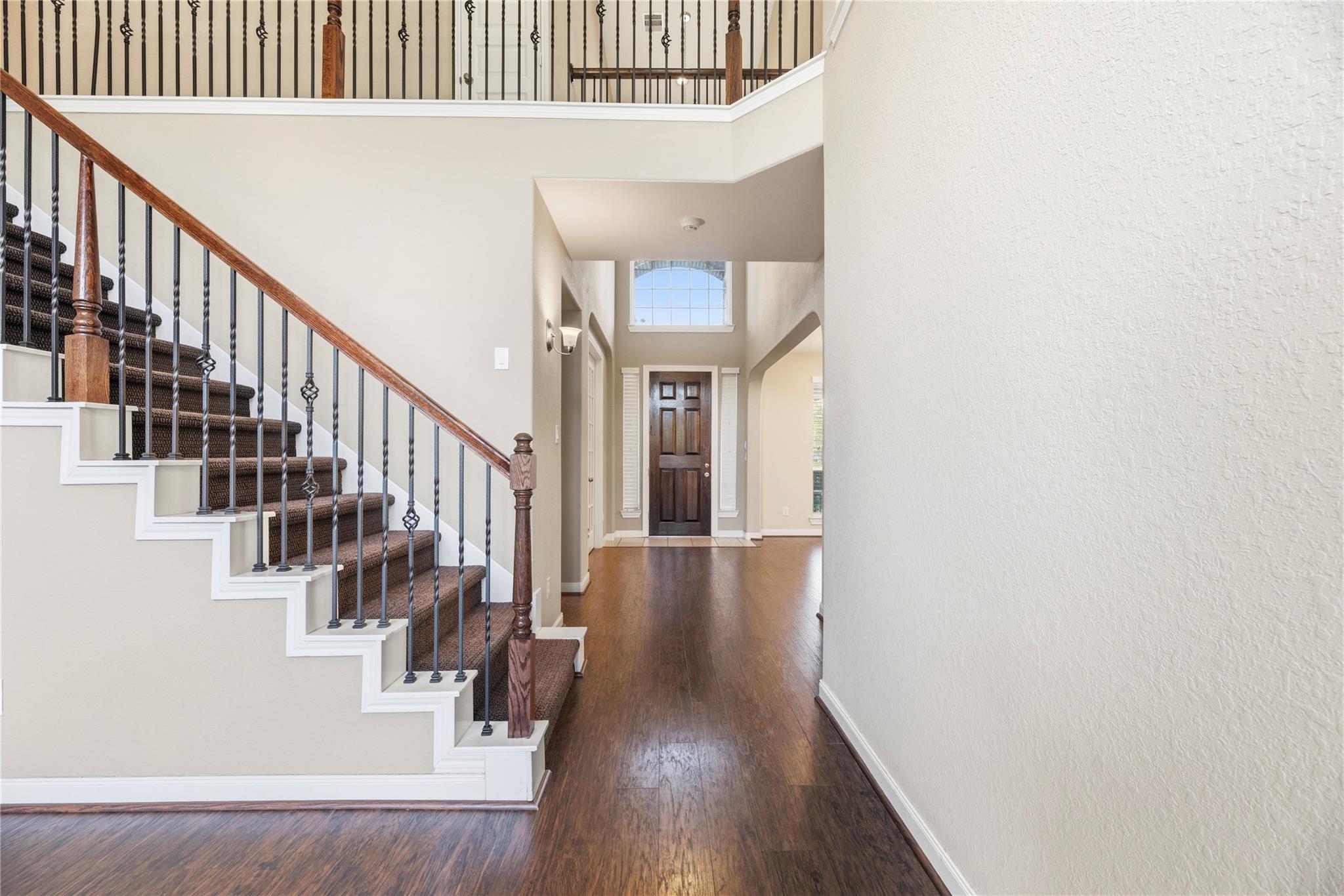 10135 Cypress Path