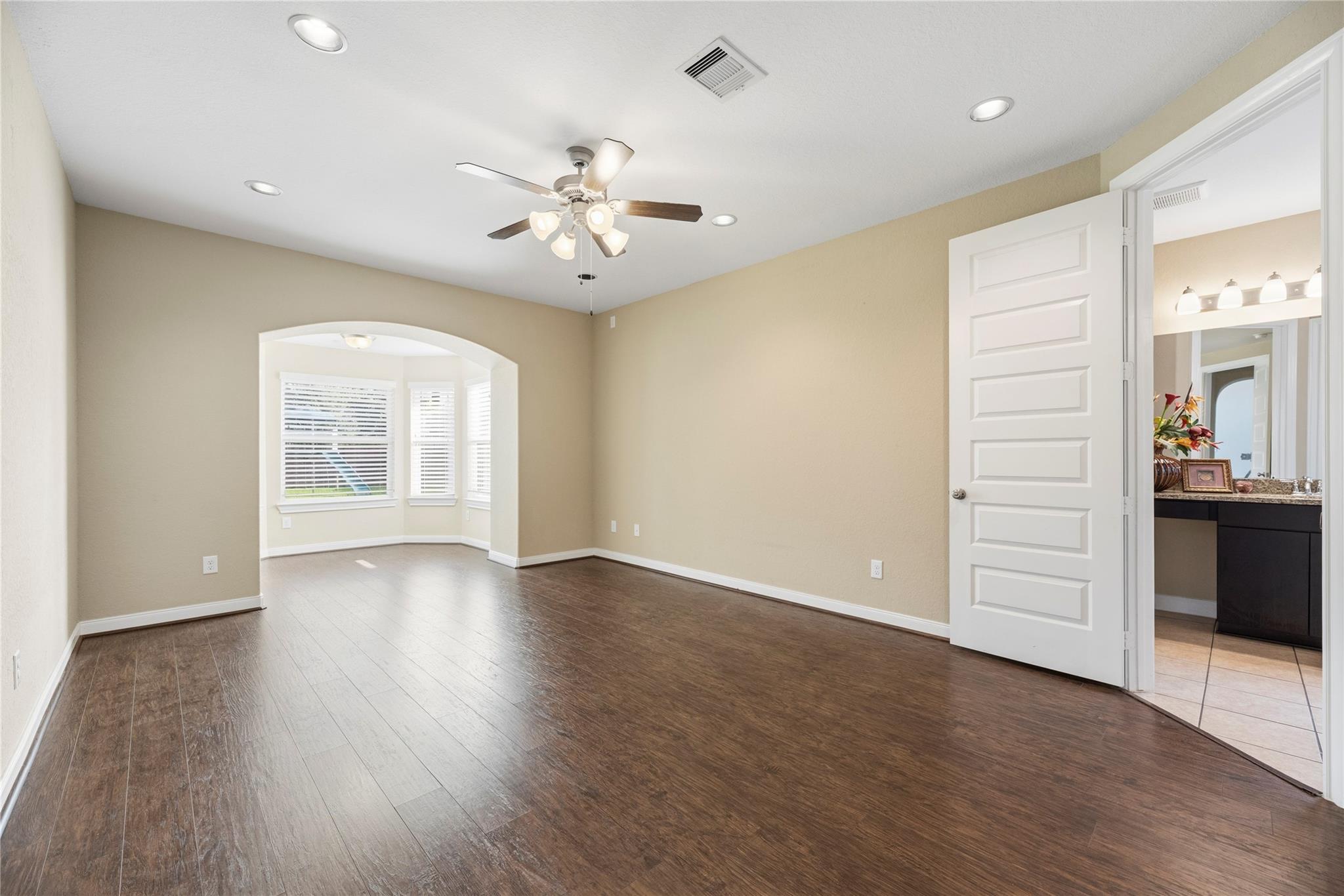 10135 Cypress Path