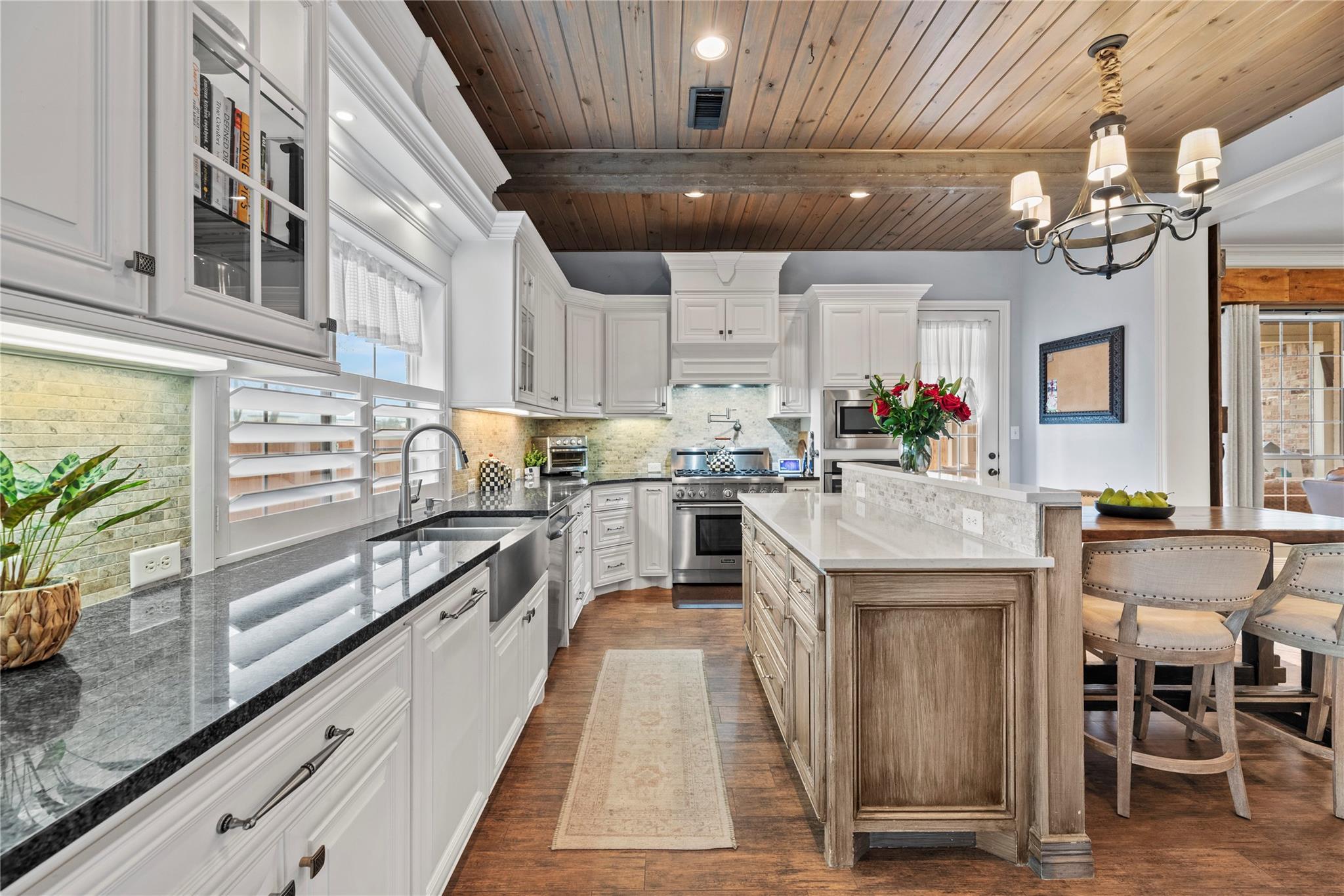 9618 Silver Birch Court