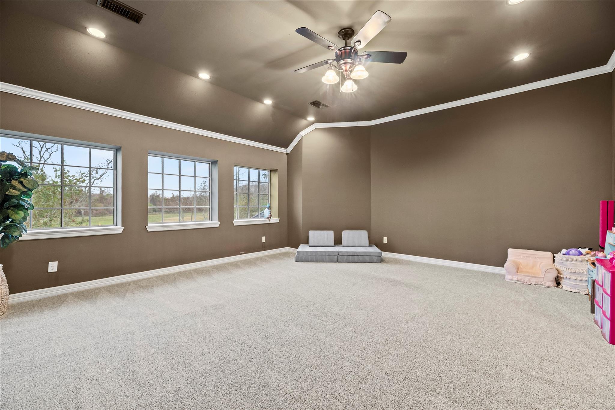 9618 Silver Birch Court