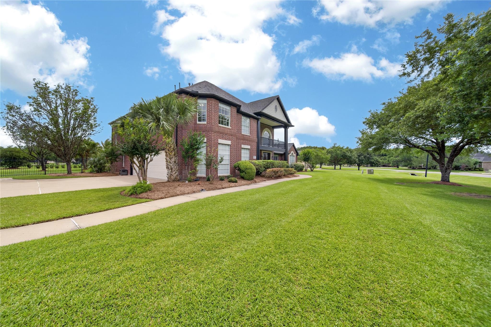 8826 Crown Jewel Drive