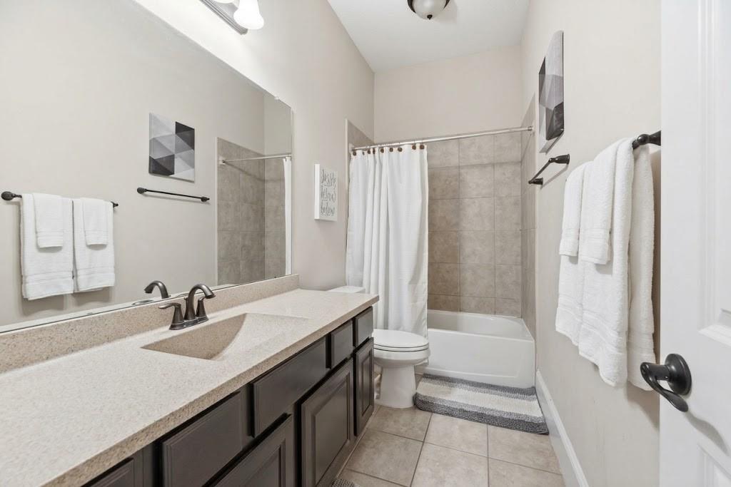 5414 Lake Hill Farm Way